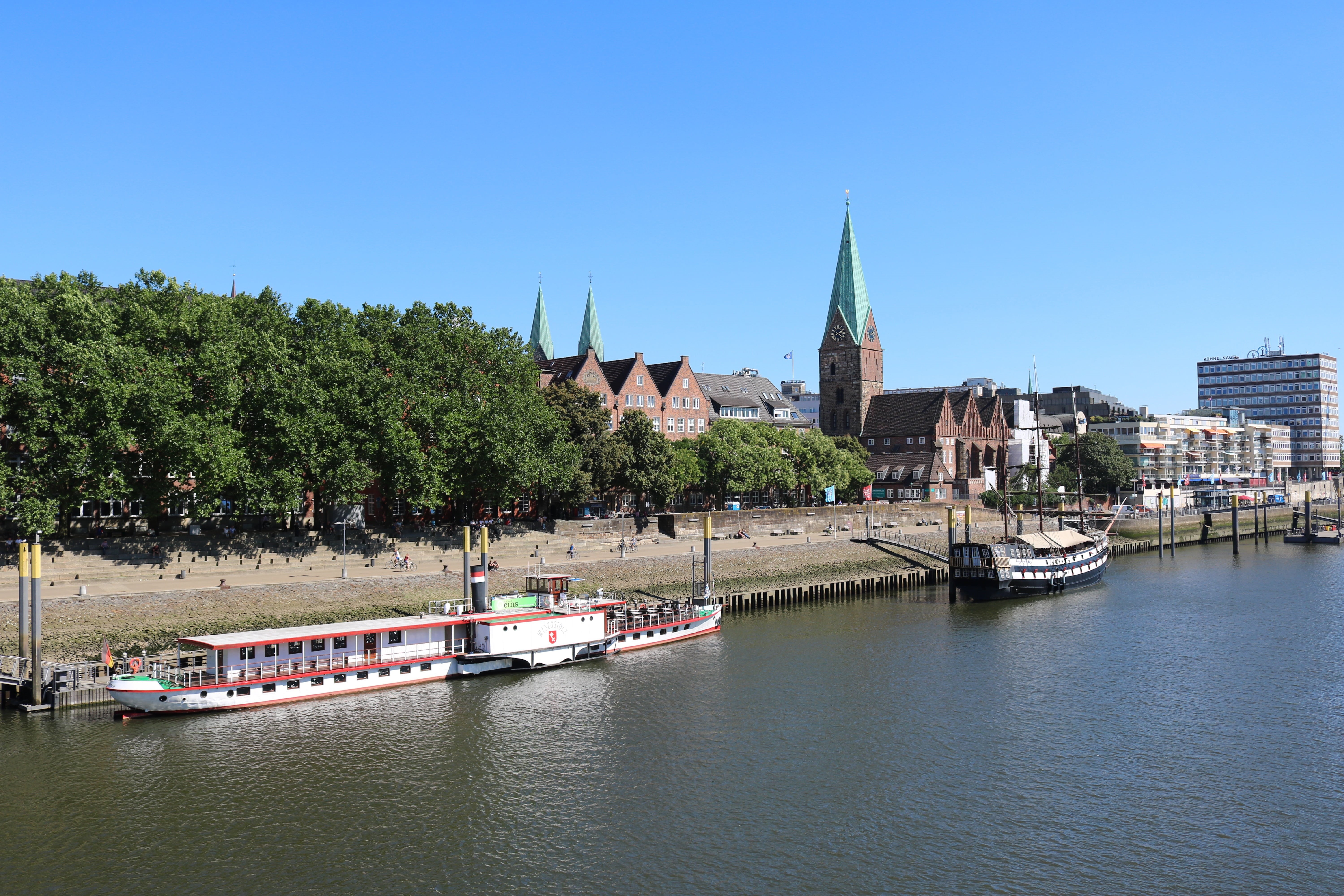 sky, pannekoekship, nautical vessel, teerhof, transportation, passenger craft, building exterior, restaurant ship, spire, architecture, travel destinations, HD Wallpaper