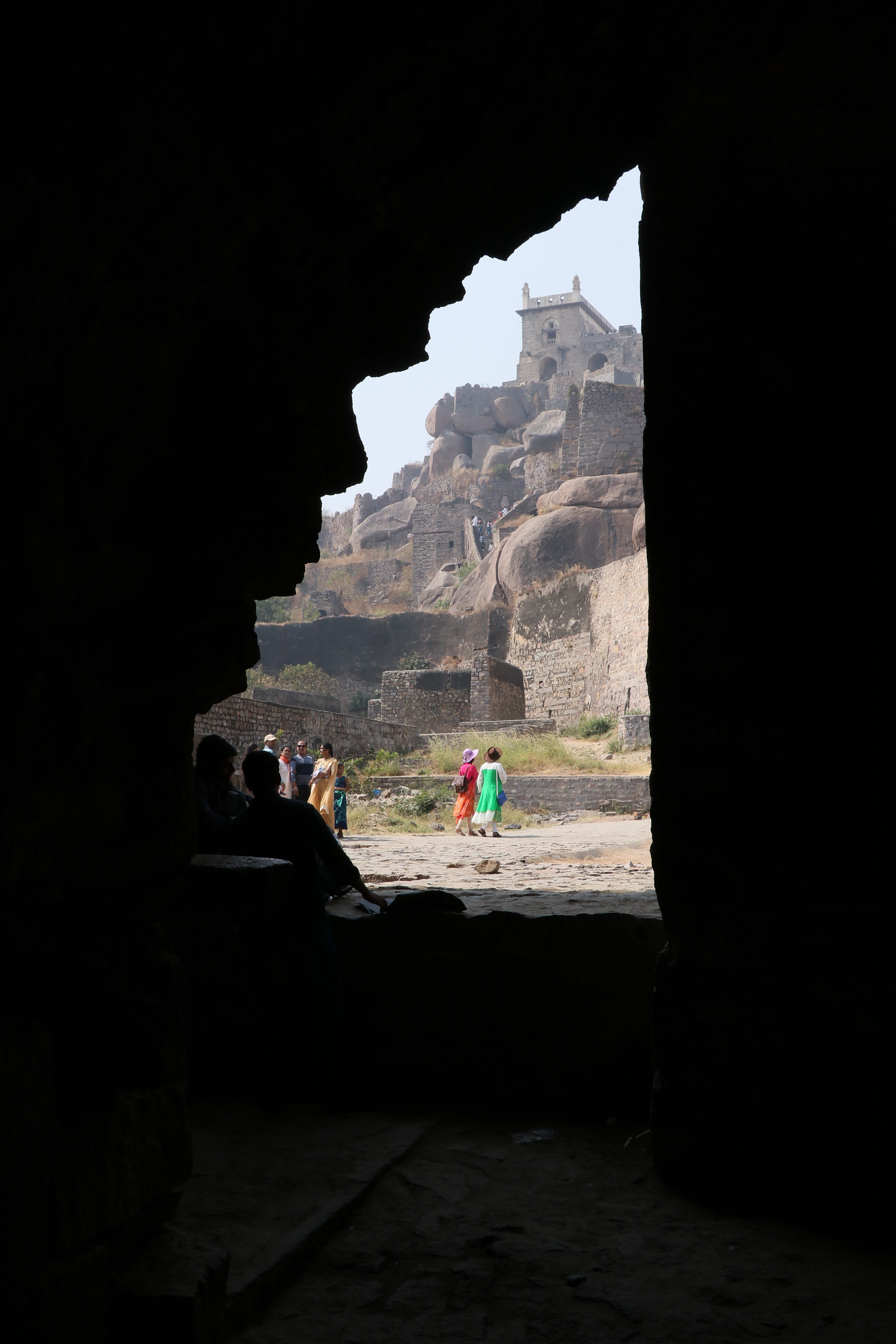 golconda fort, lifestyles, water, arch, real people, 5K, travel destinations, group of people, rock formation, india, leisure activity, rock - object, Phone HD Wallpaper