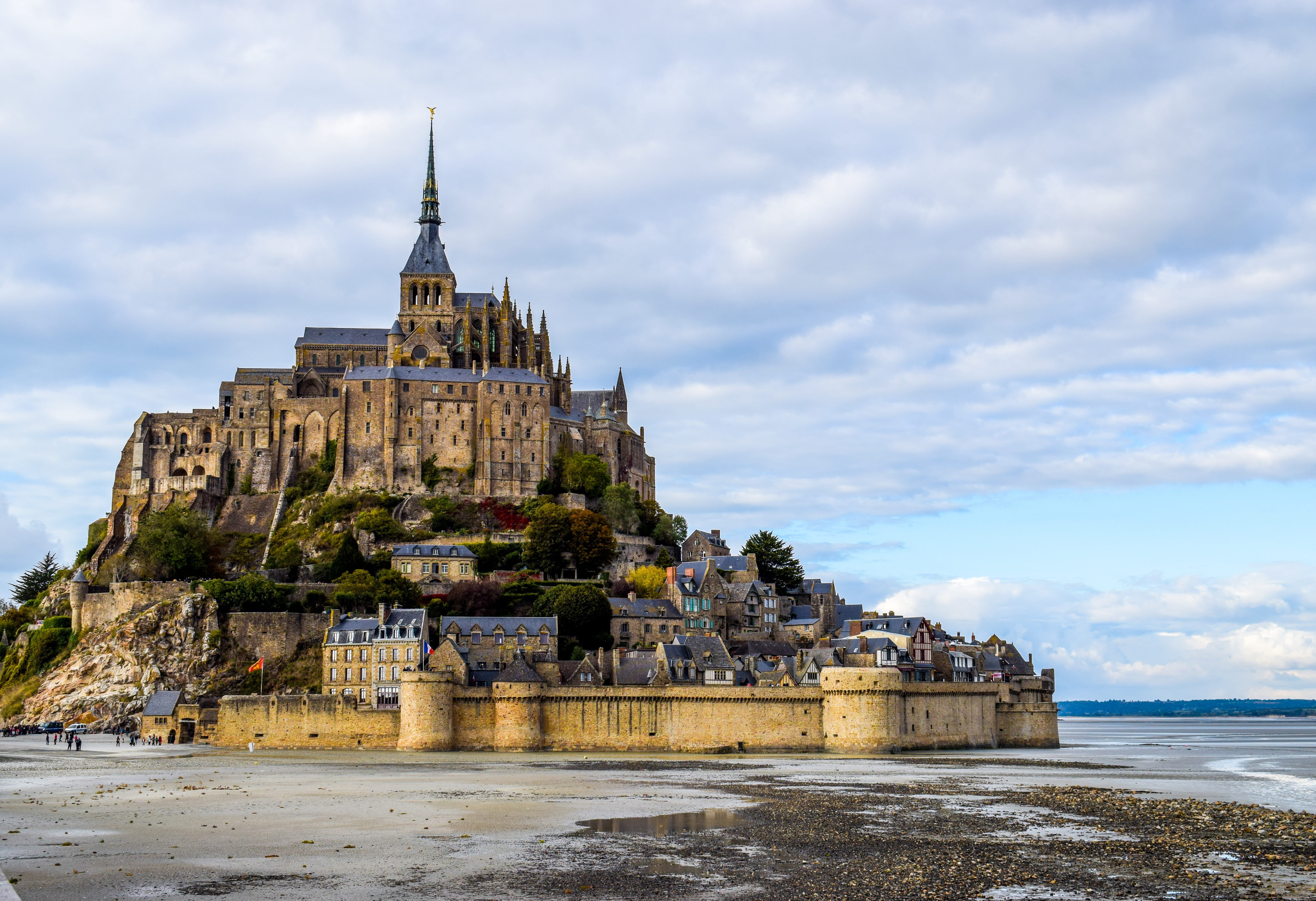 castle, history, no people, mont saint michel, day, Mont Saint Michel, low tide, outdoors, built structure, 5K, rock, place of worship, travel destinations, HD Wallpaper