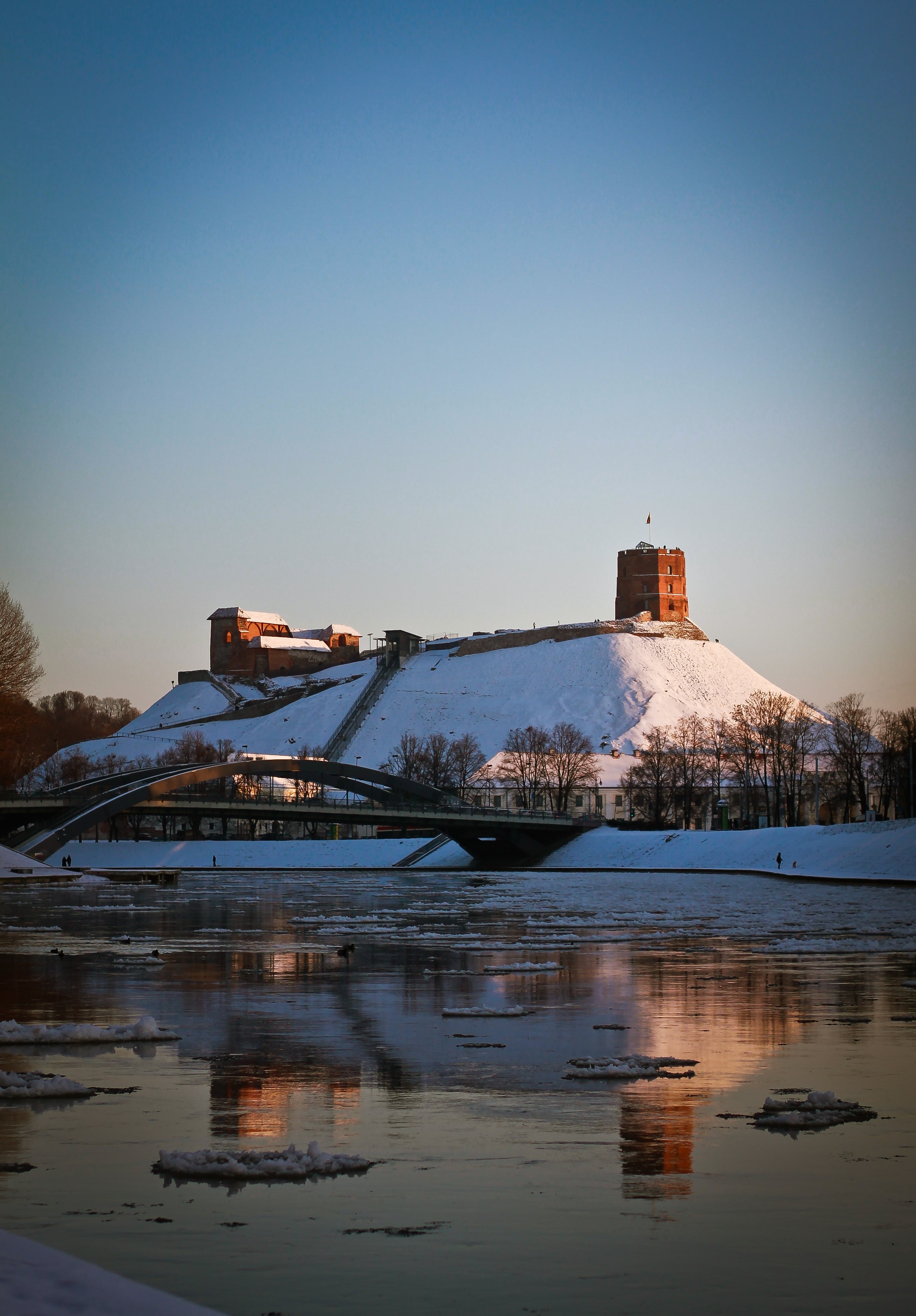 Lithuania, snow, blue, reflection, lights, winter, 4K, clear sky, Vilnius, building, castle, copy space, beauty in nature, water, cold temperature, evening, Phone HD Wallpaper