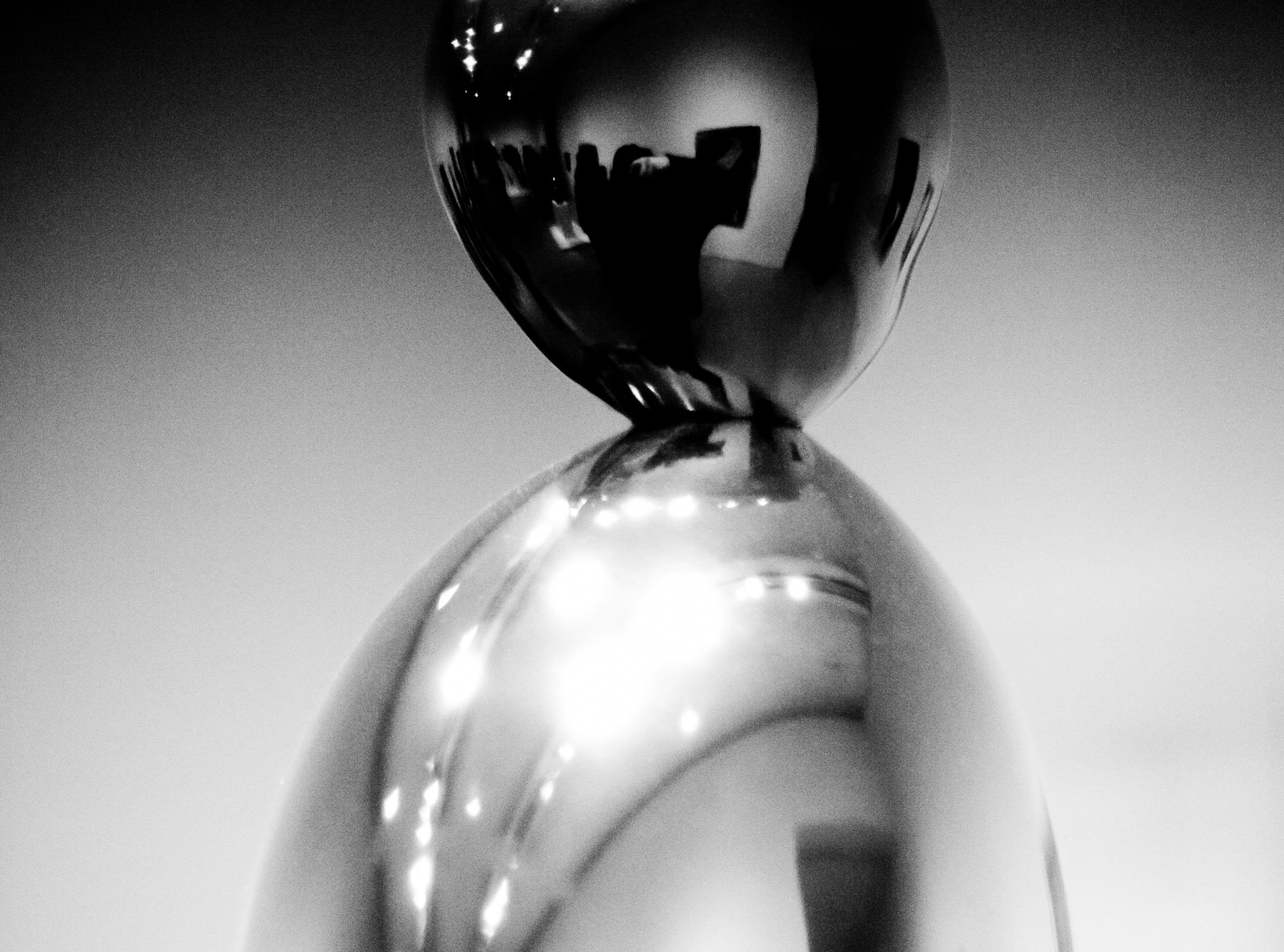 creativity, san francisco, art and craft, transparent, sculpture, selective focus, glass, San Francisco Museum of Modern Art, black, human representation, HD Wallpaper