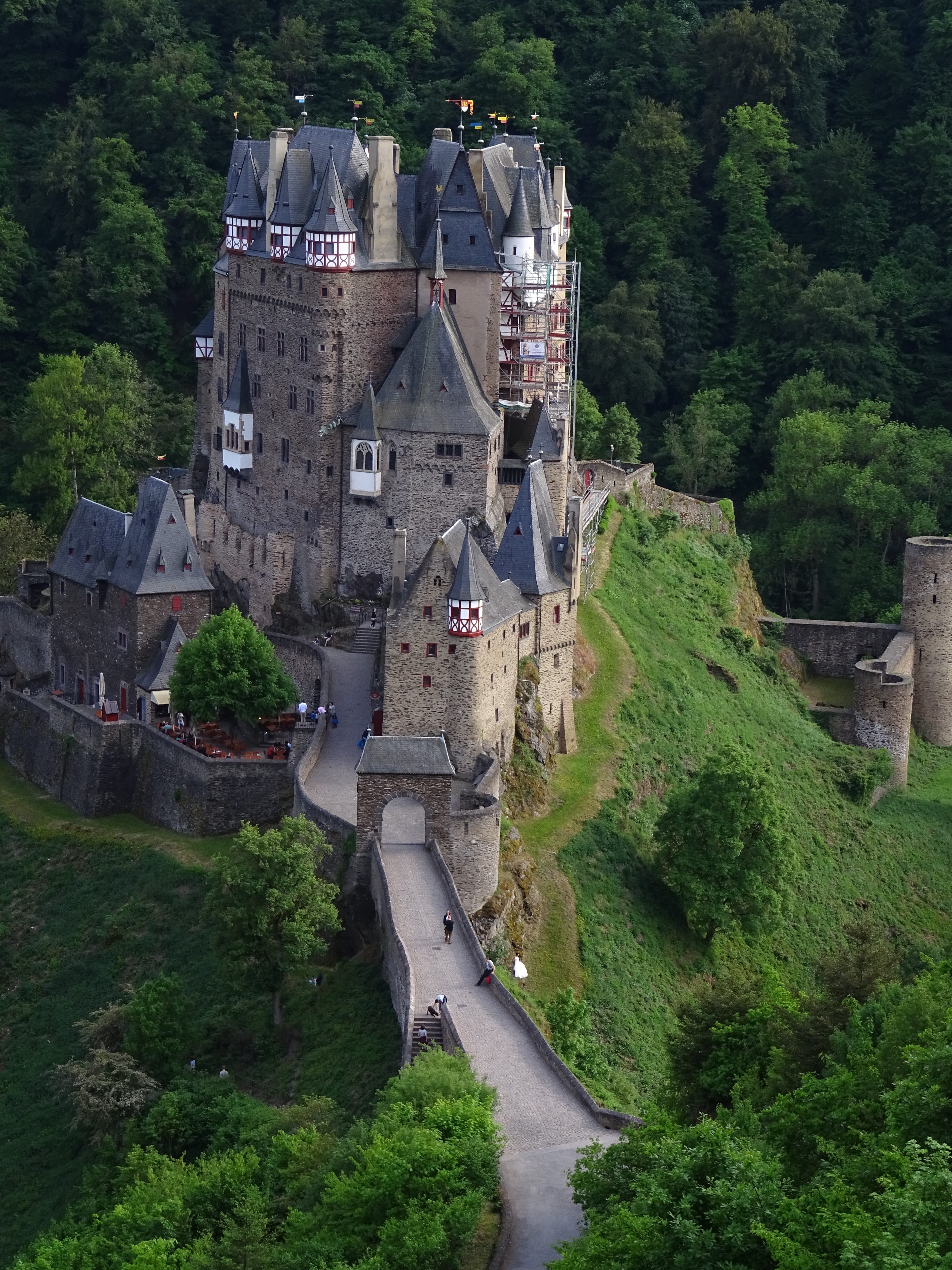 growth, nature, day, building, the past, sachsen, burg eltz, 5K, castle, travel destinations, tree, travel, outdoors, transportation, architecture, eltz, Phone HD Wallpaper
