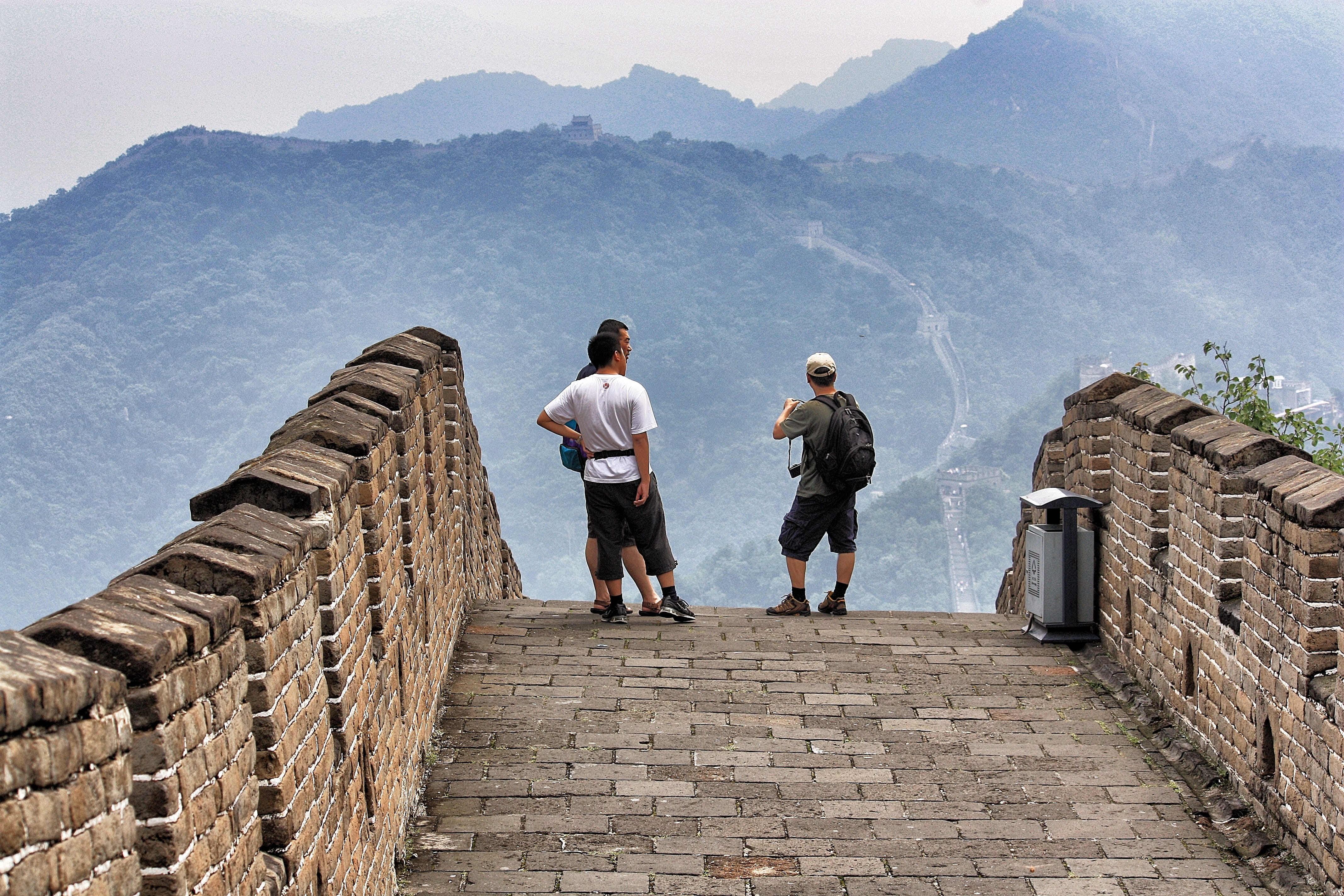 wall, casual clothing, ancient civilization, staircase, 4K, real people, men, tourism, asia, built structure, adult, architecture, rear view, leisure activity, HD Wallpaper
