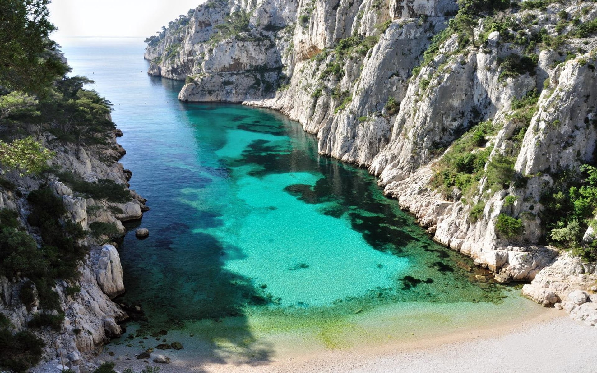 water, french, overhanging, surrounded, walls, one, vau, 1080P, en, beaches, desktop, stone, d, beautiful, calanque, HD Wallpaper