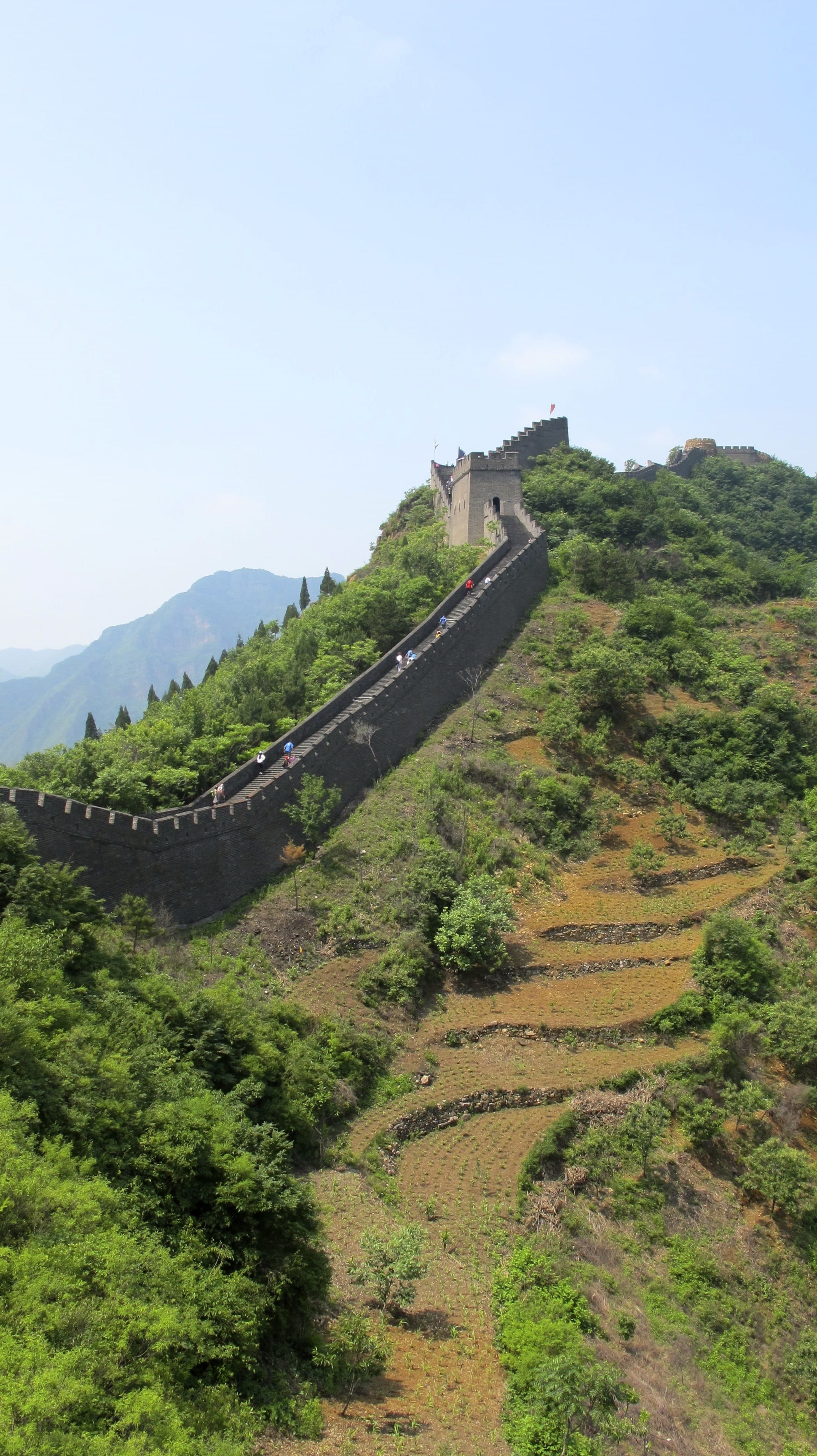 clear sky, tourist, sky, 2K, china, historical, day, famous, heritage, building exterior, great wall, border, environment, mountain, ancient, wall, great wall of china, Phone HD Wallpaper