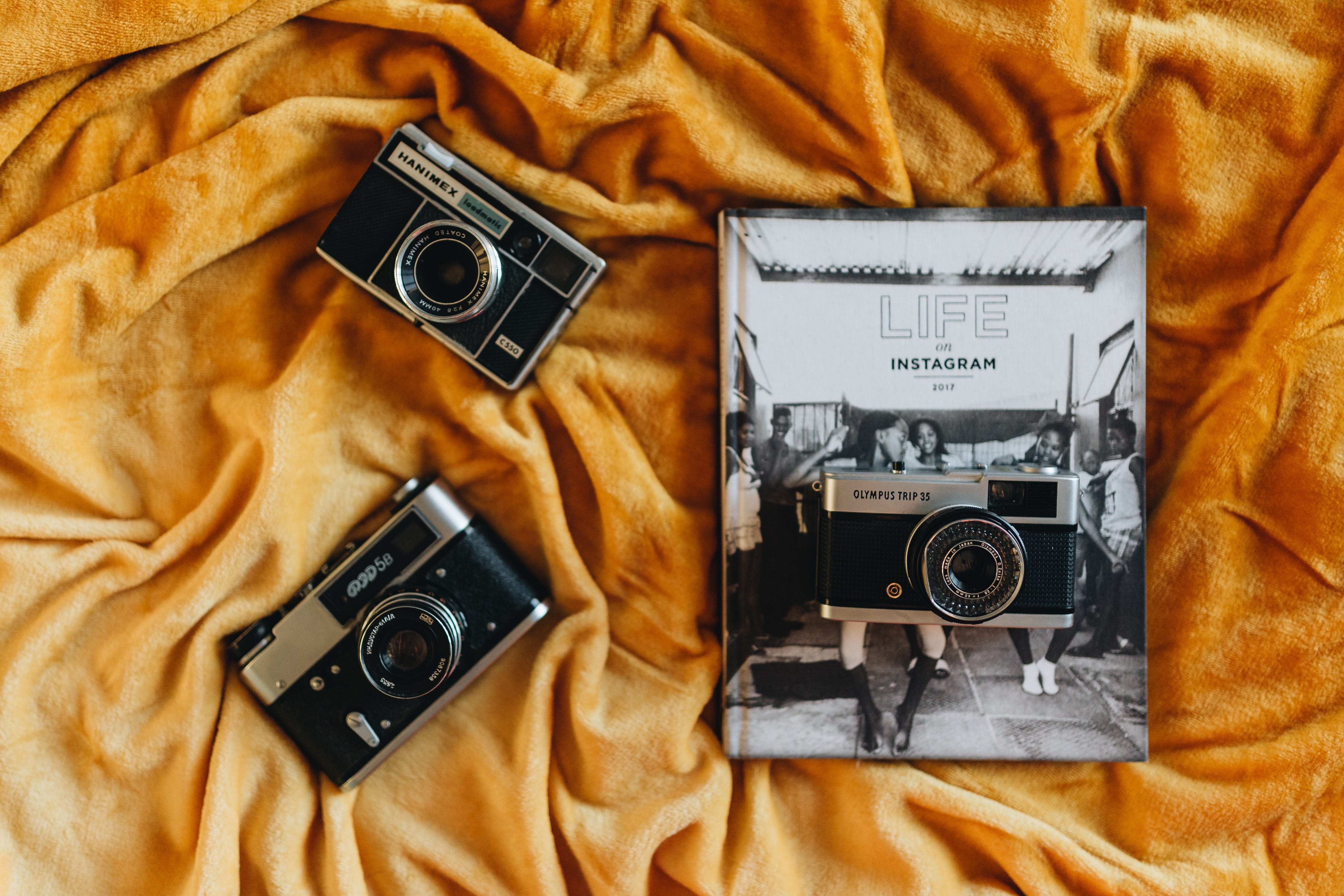 4K, book, retro styled, directly above, camera film, arts culture and entertainment, high angle view, digital camera, camera - photographic equipment, HD Wallpaper