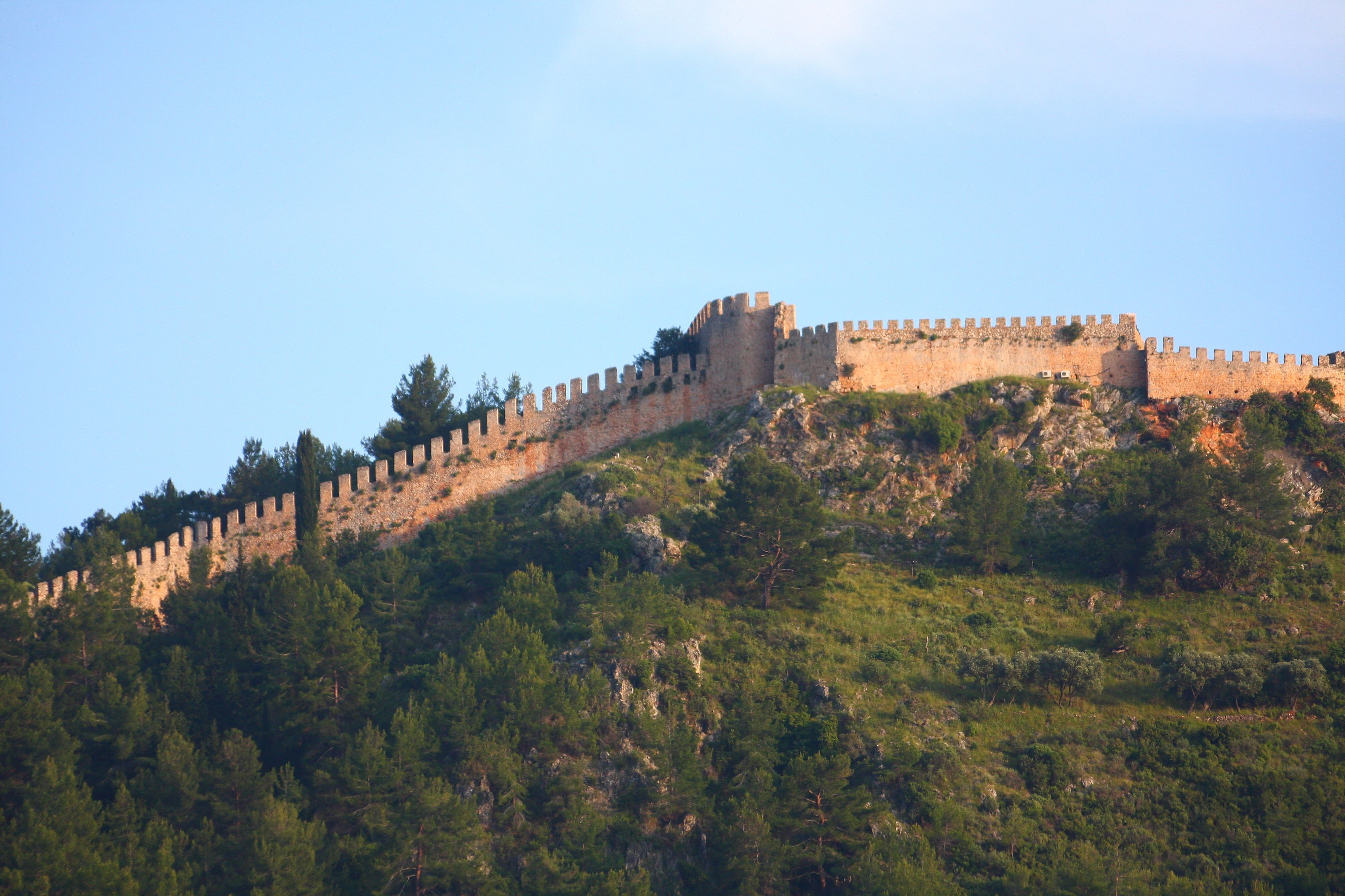 ancient, built structure, castle, travel, day, building, building exterior, alanya, nature, wall, architecture, tree, tower, sky, no people, forest, outdoors, HD Wallpaper