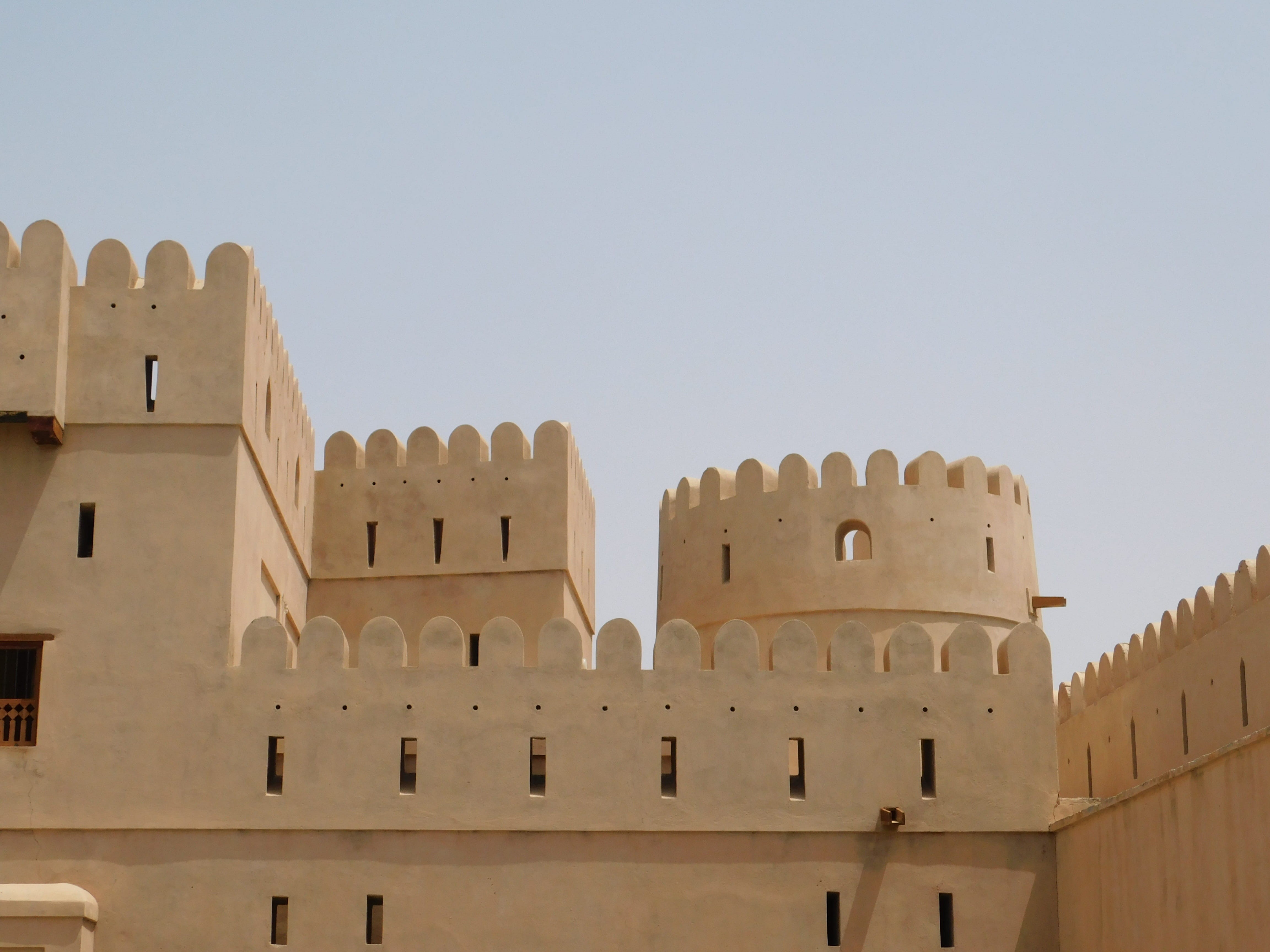 travel, history, building exterior, castle, nature, built structure, travel destinations, no people, sky, copy space, fortified wall, building, ancient civilization, HD Wallpaper
