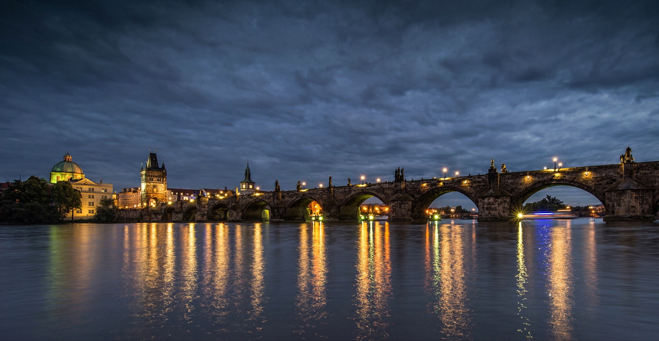 light, charles, reflection, brown, river Vltava, concrete, Czech Republic, lights, evening, Prague, 1080P, long, sky, bridge, Charles Bridge, city, HD Wallpaper
