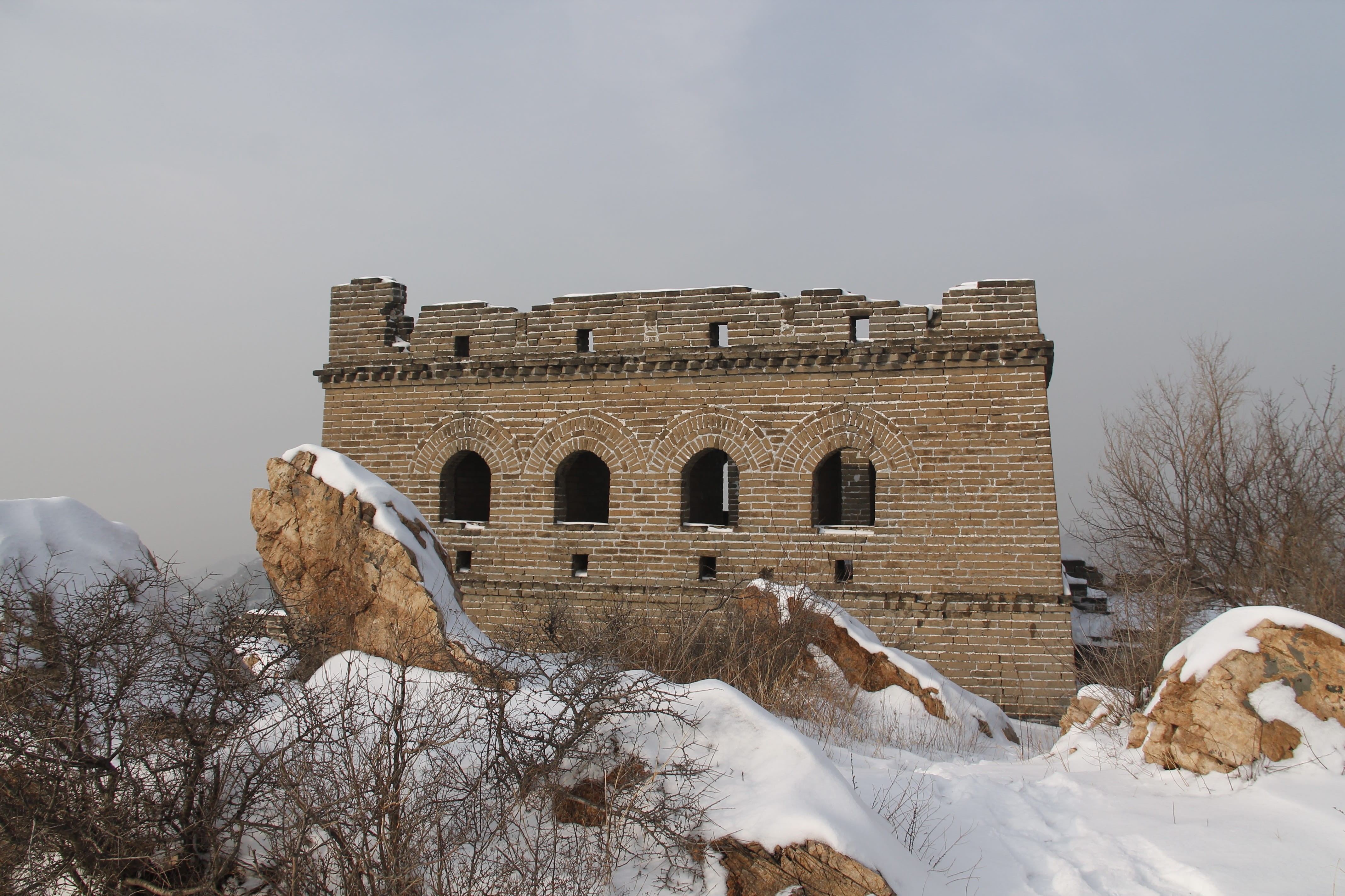 the user-le, building, old ruin, 4K, tree, the past, plant, snow, tourism, outdoor, cold temperature, history, bare tree, architecture, white color, ancient, HD Wallpaper