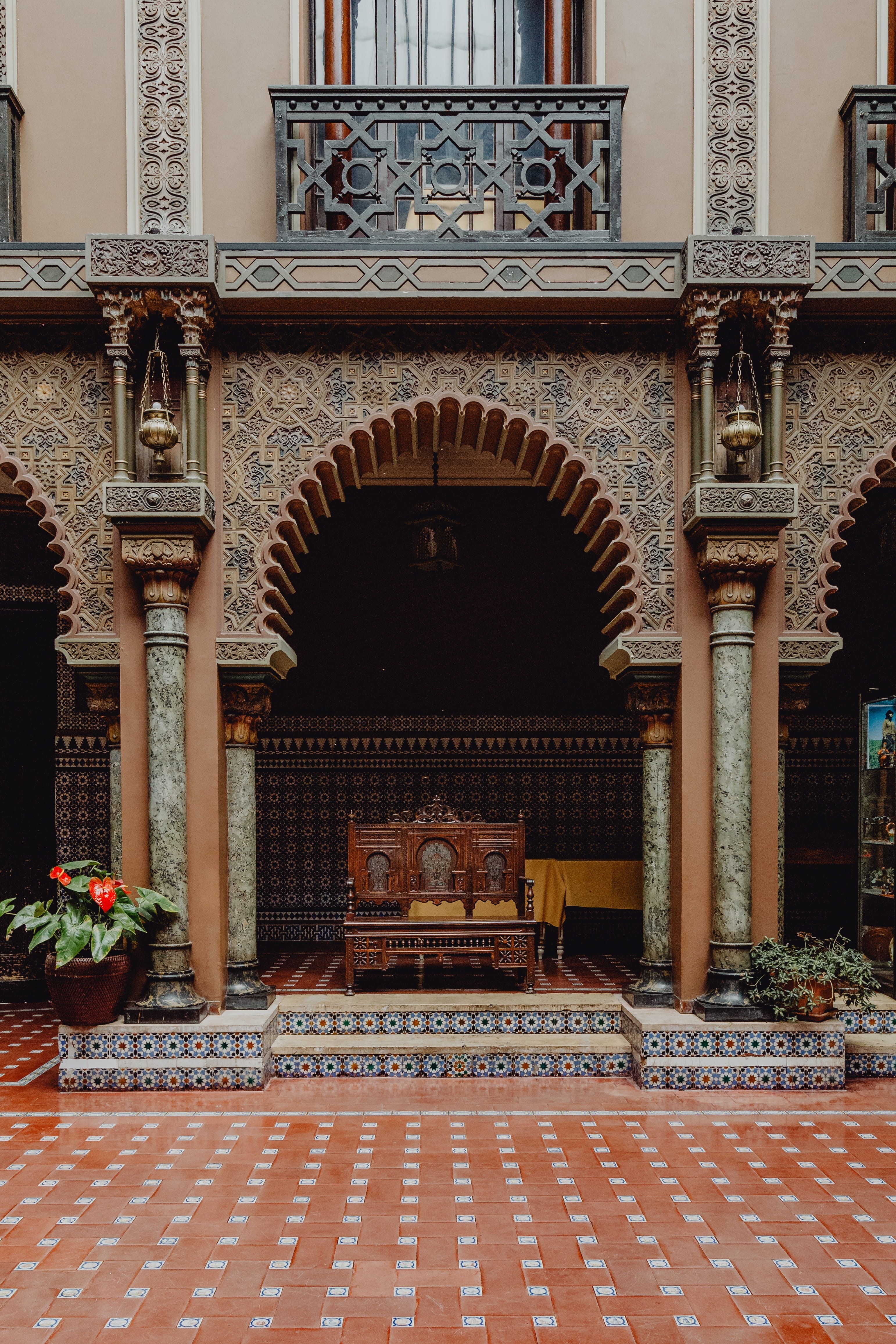 interior, architecture, courtyard, day, architectural column, direction, flooring, restaurant, the past, place of worship, travel destinations, lisbon, Phone HD Wallpaper