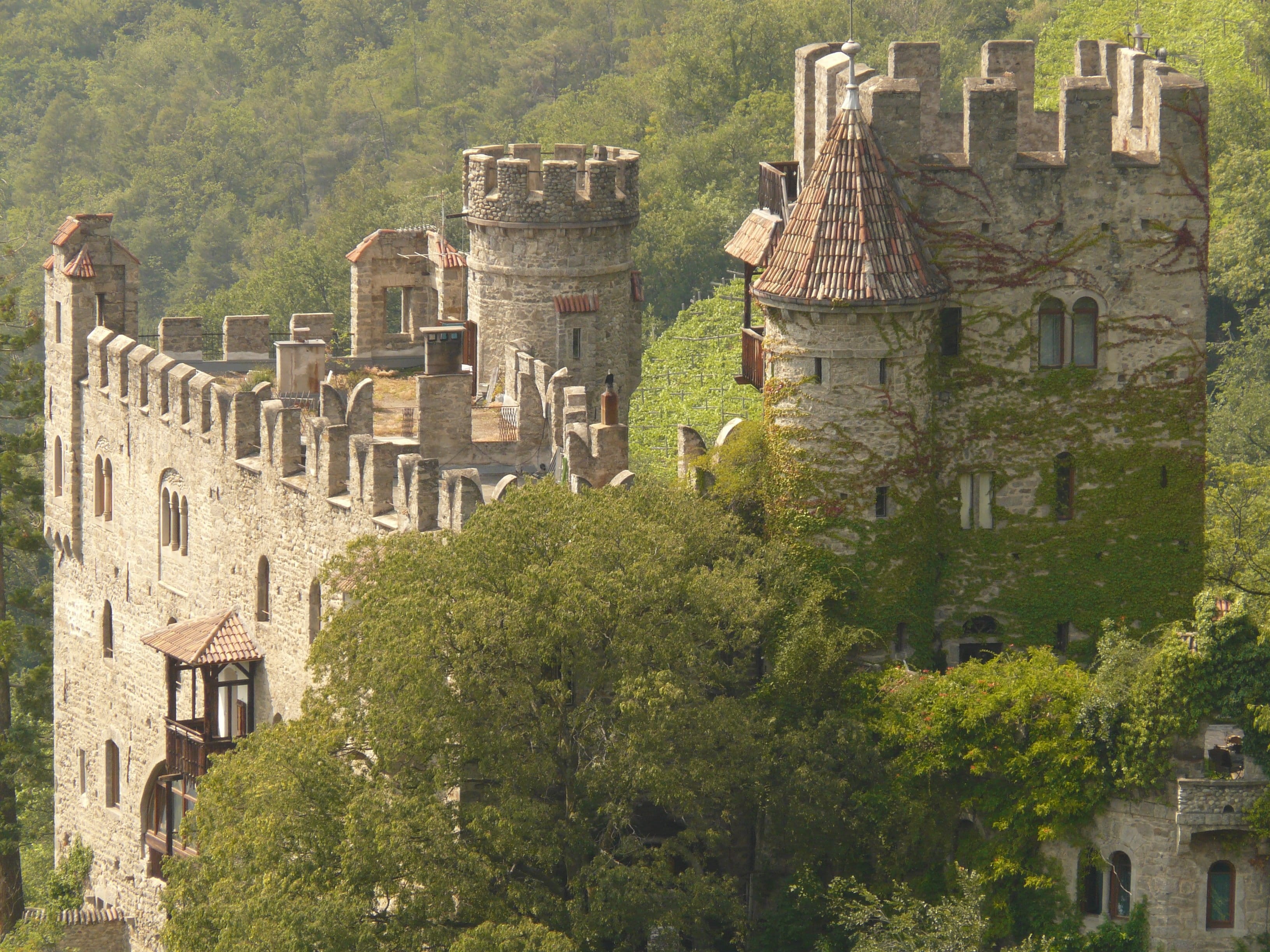 residential district, old, nature, built structure, concrete, 2K, green color, meran, the past, gray, wall, history, italy, plant, no people, hillside castle, HD Wallpaper