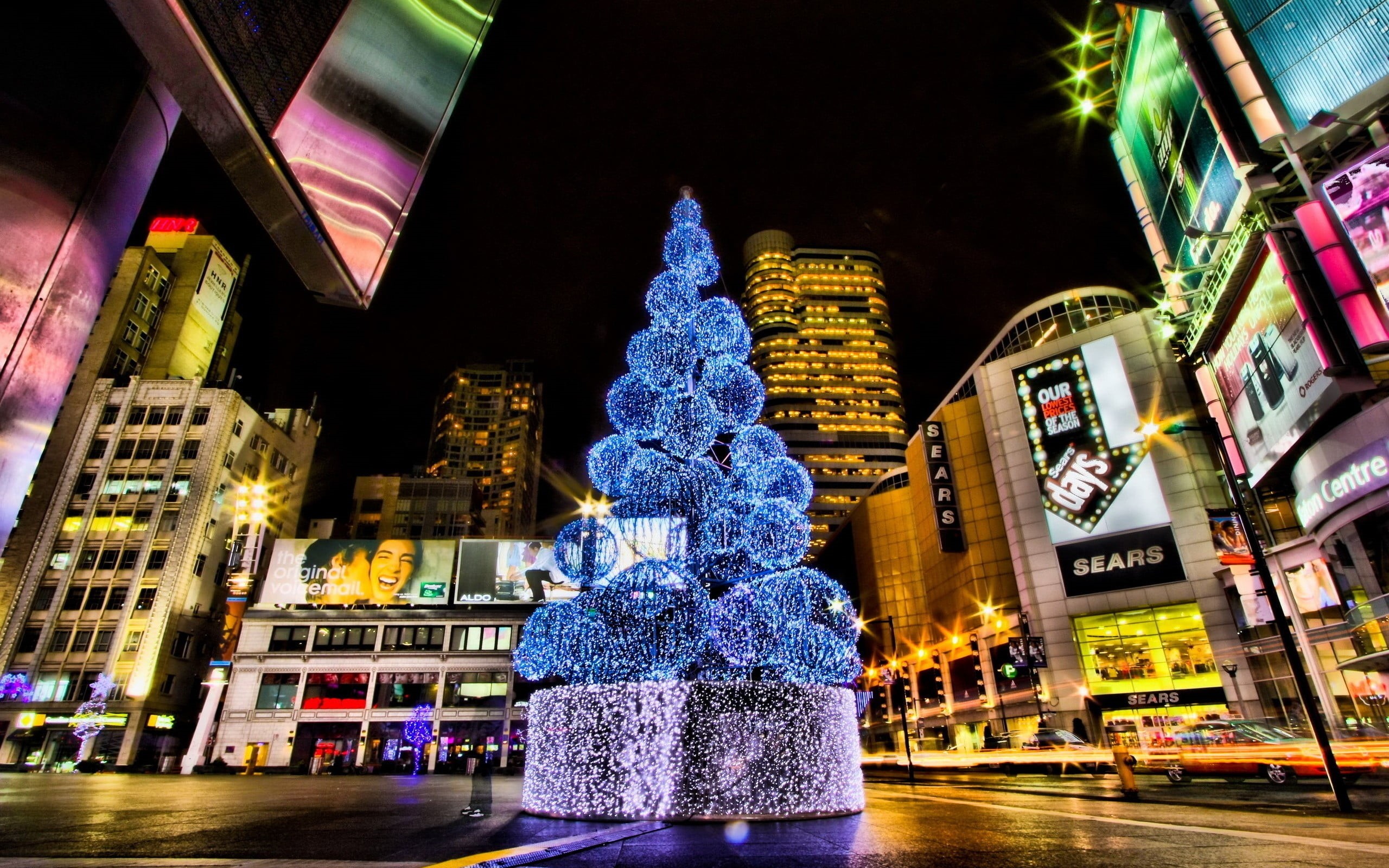 multi colored, holiday, building, Christmas Tree, lighting equipment, architecture, celebration, night, city lights, skyscraper, blue, purple, street, building exterior, HD Wallpaper