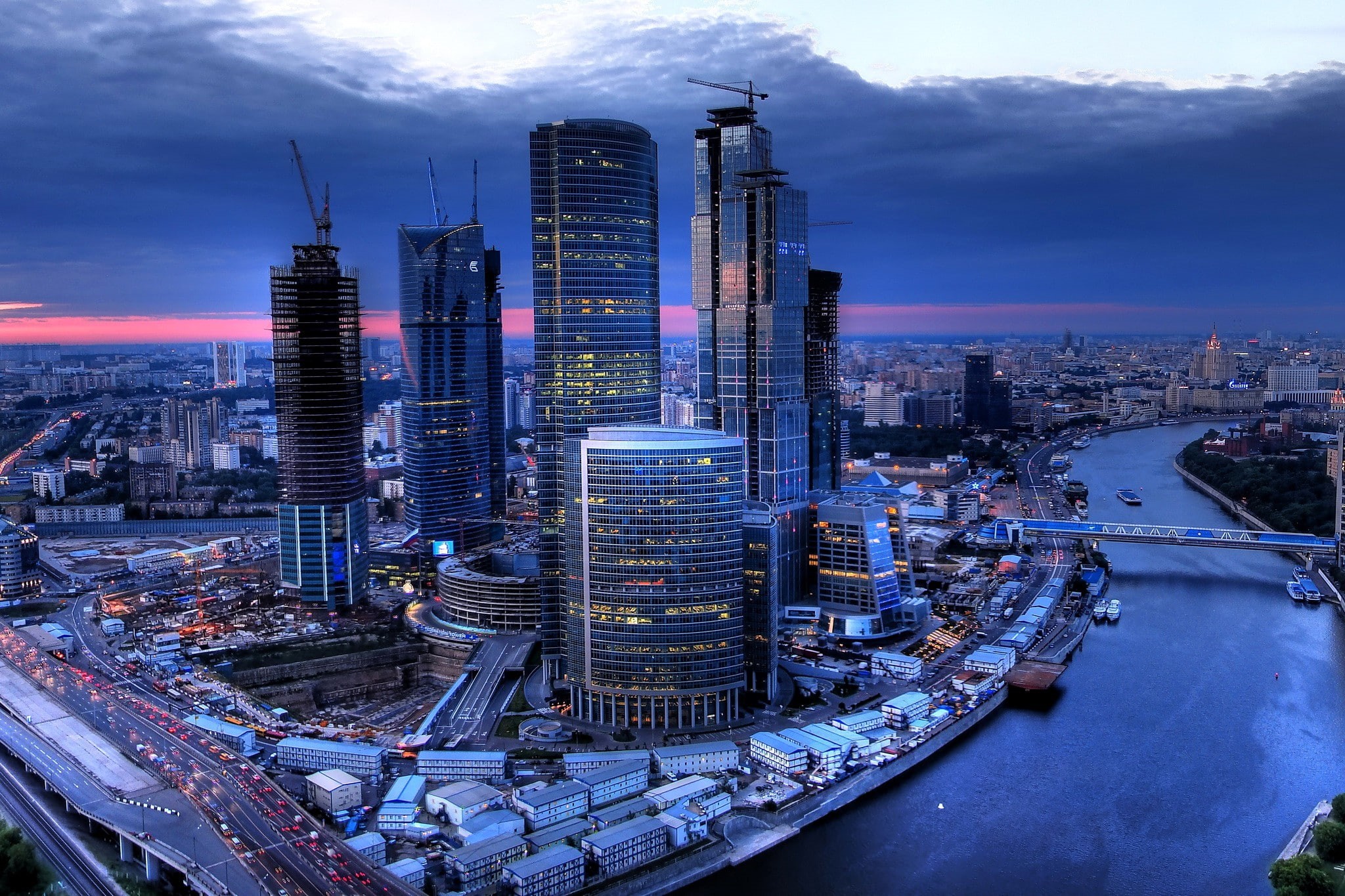 sunset, 1080P, river, the evening, home, bridges, skyscrapers, Moscow, Russia, HD Wallpaper