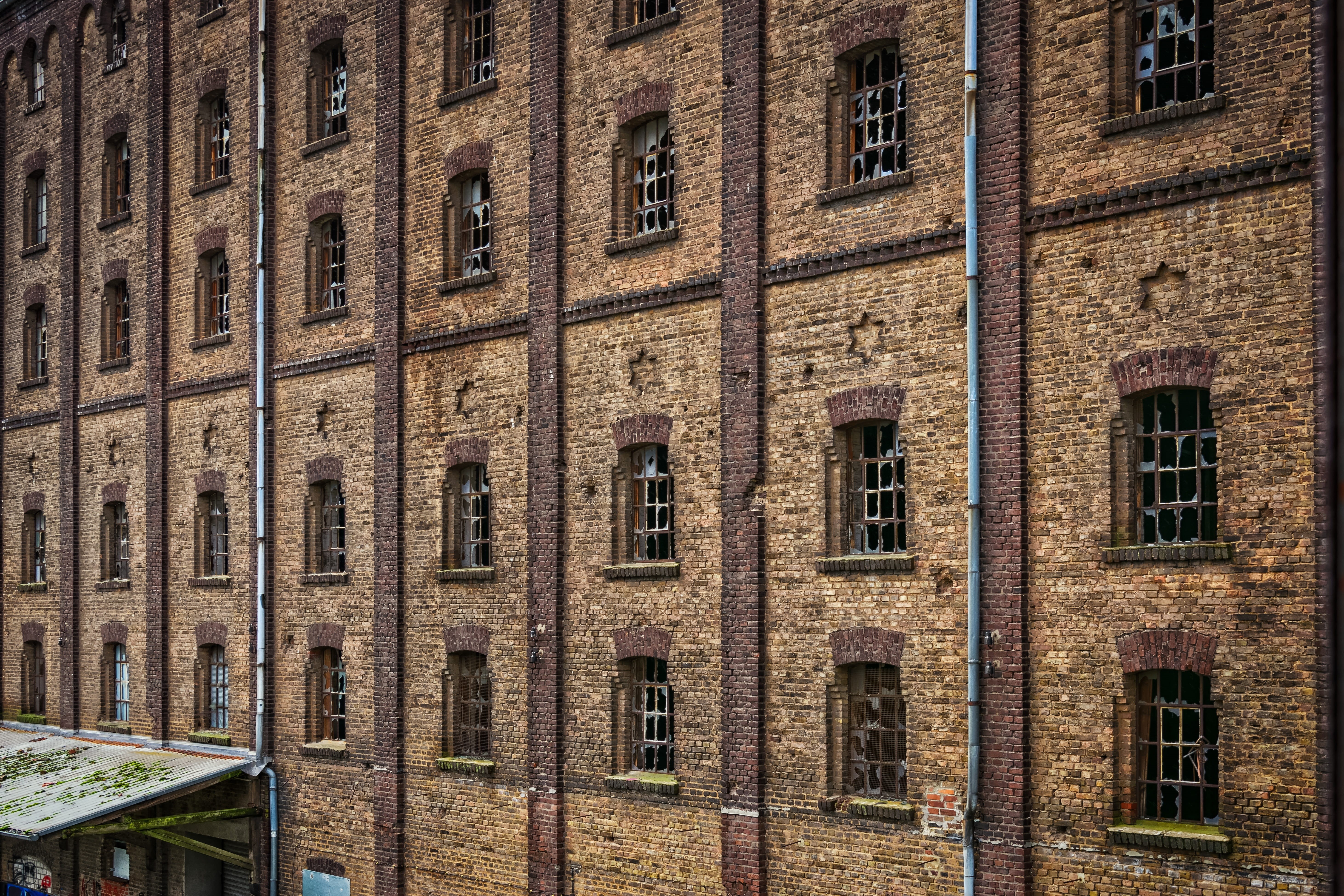 history, home, no people, full frame, old factory, security, day, 5K, lost places, backgrounds, historically, factory, dilapidated, decay, outdoors, brick, HD Wallpaper