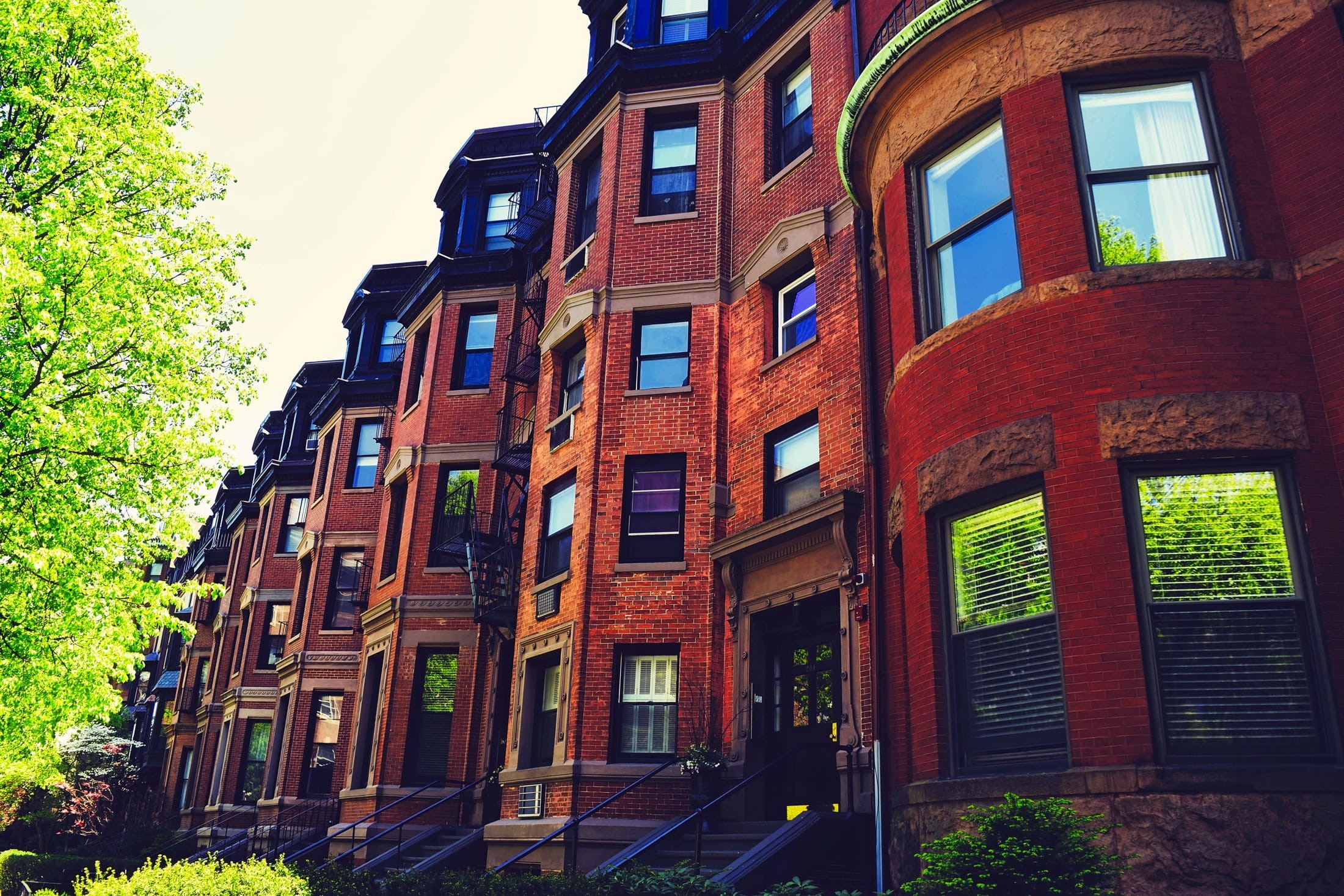 no people, architecture, massachusetts, building, landmark, daylight, sky, day, near, plant, concrete, built structure, low angle shot, boston, outdoors, HD Wallpaper
