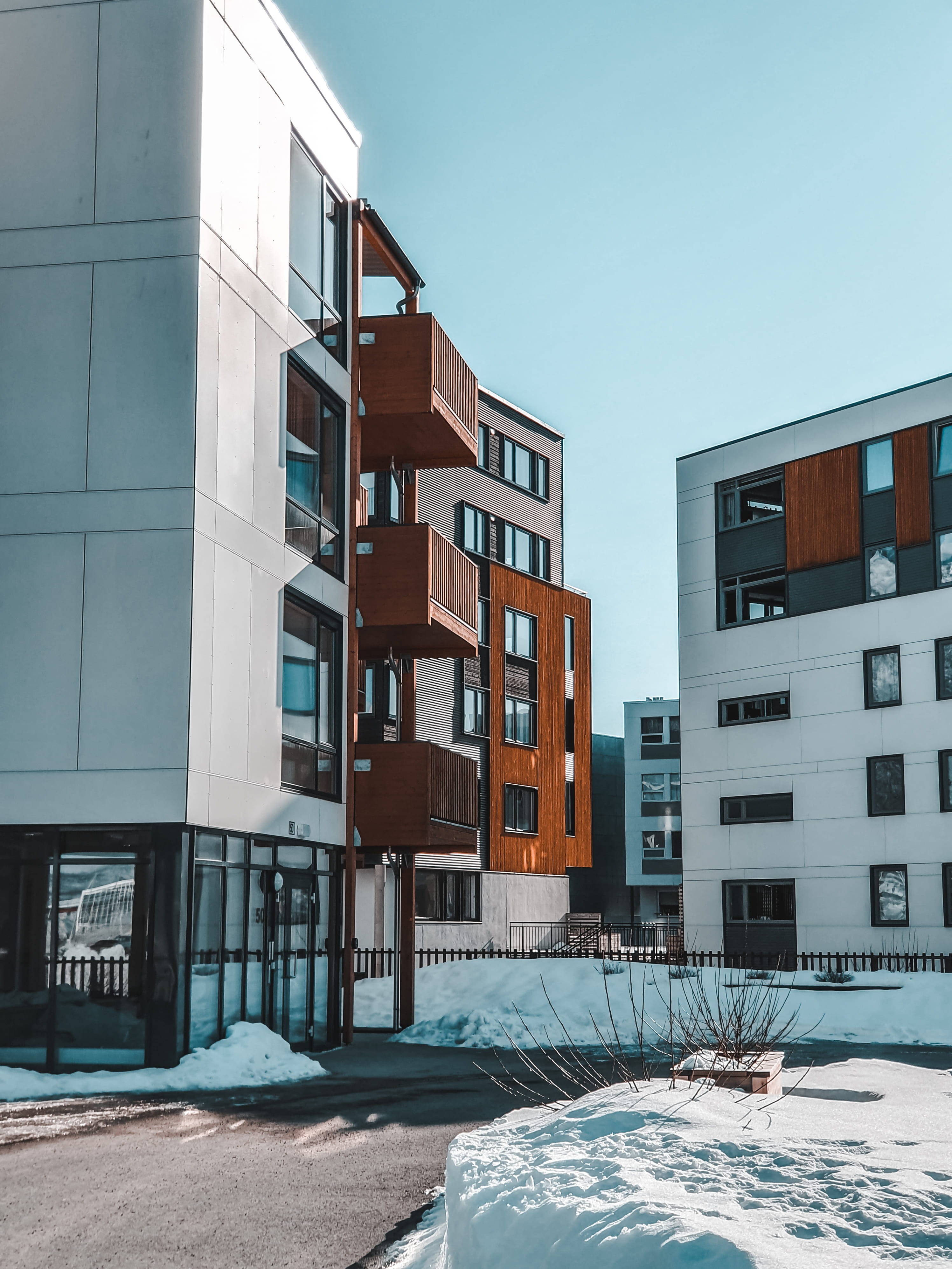 sky, balcony, daylight, windows, architecture, city, facade, winter, condominium, rise, apartment, day, snow, residential district, building, outdoors, Phone HD Wallpaper