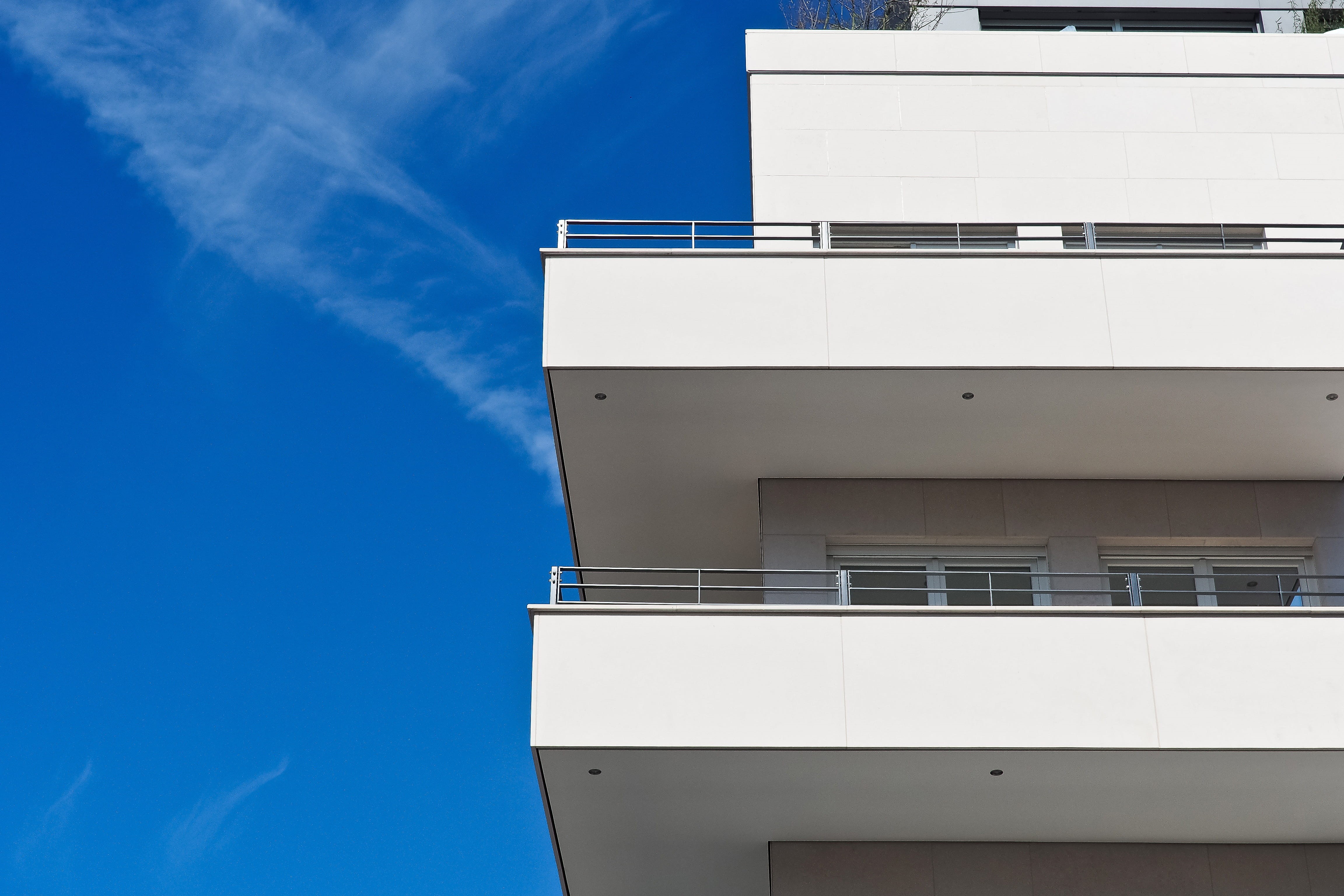 town center, window, exterior, condominium, low angle view, technology, built structure, industry, facade, office, clouds, building exterior, day, blue, HD Wallpaper