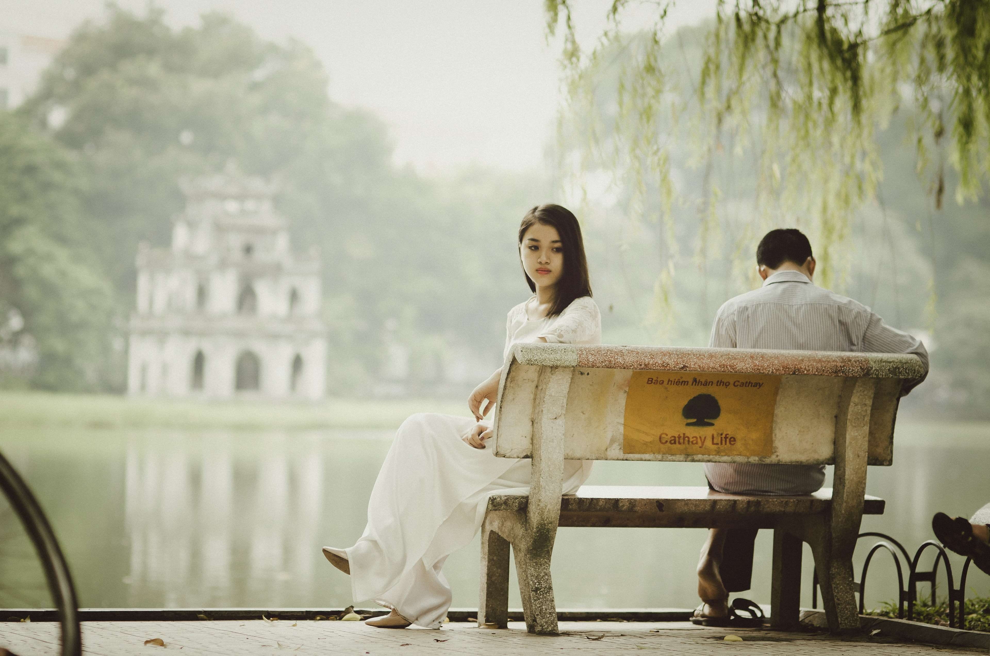 quarrel, bench, beautiful, outdoors, adult, bonding, built structure, two people, love, sad, people, concerned, argument, architecture, emotion, heartsickness, HD Wallpaper