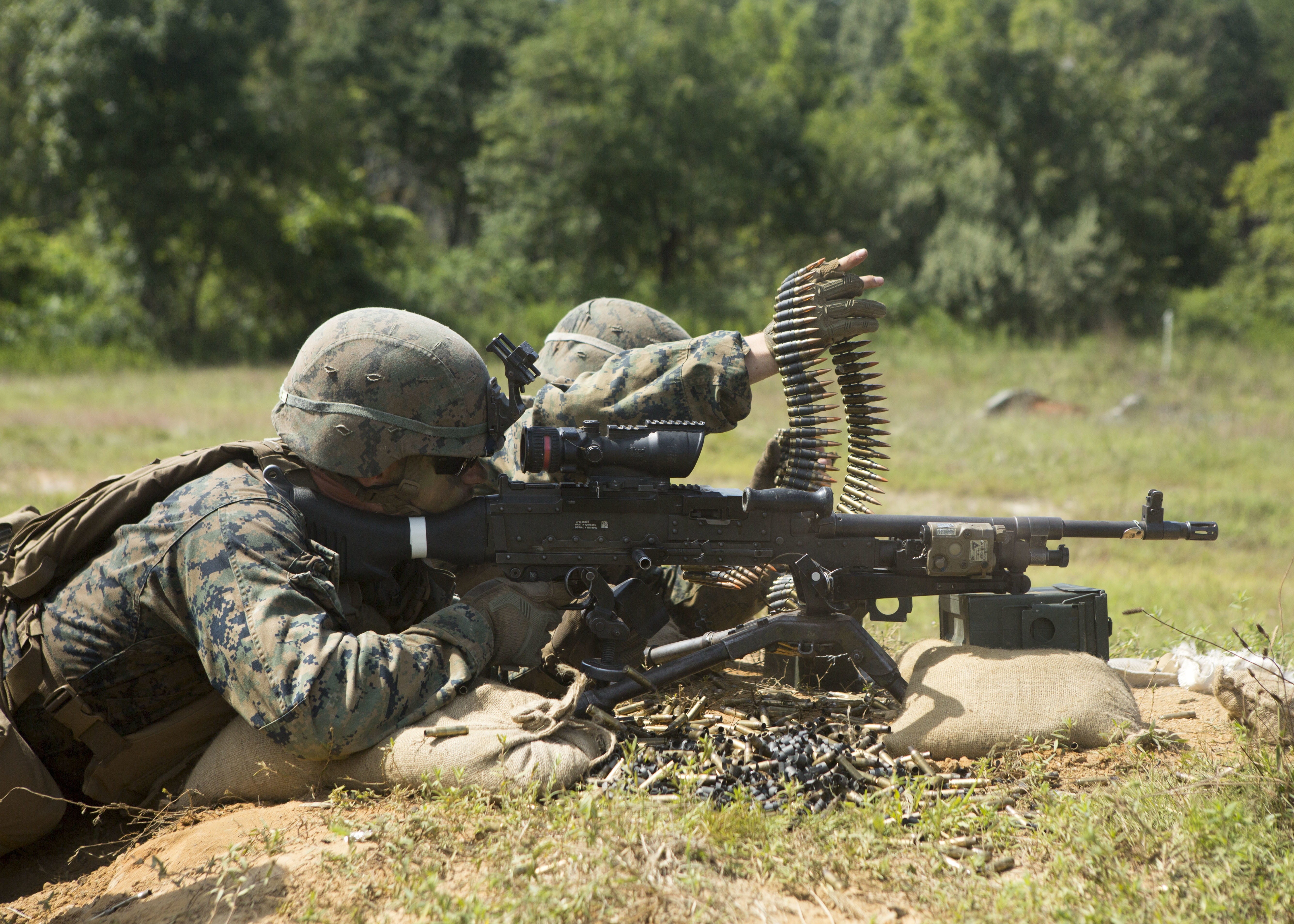 aggression, army soldier, 5K, practicing, shooting a weapon, protective, armed forces, lmg, holding, training, military training, responsibility, target shooting, HD Wallpaper
