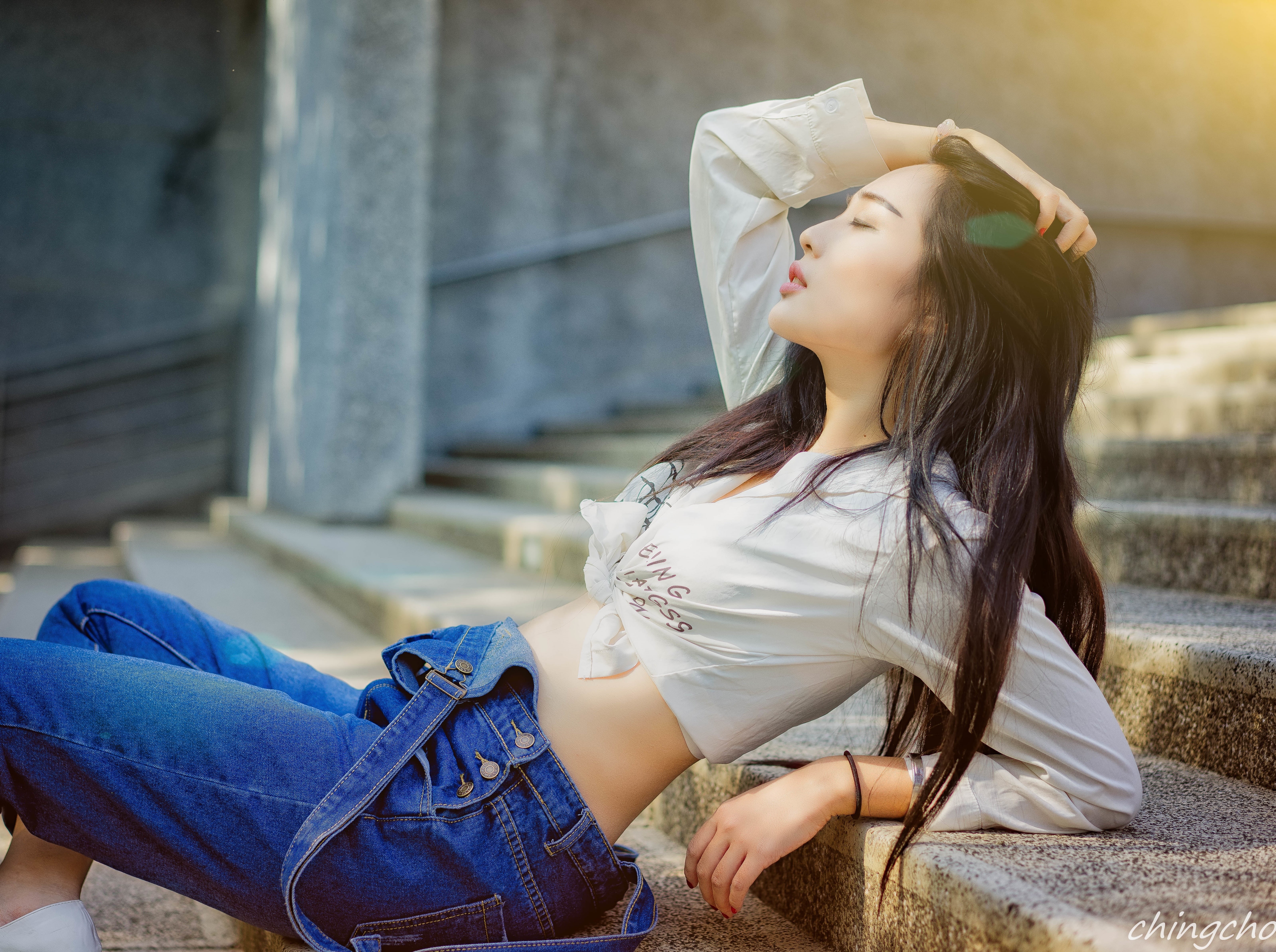 depthoffield, lifestyles, women, three quarter length, Posing, day, leisure activity, hair, Girls, one person, People, casual clothing, Denim, Beautiful, HD Wallpaper