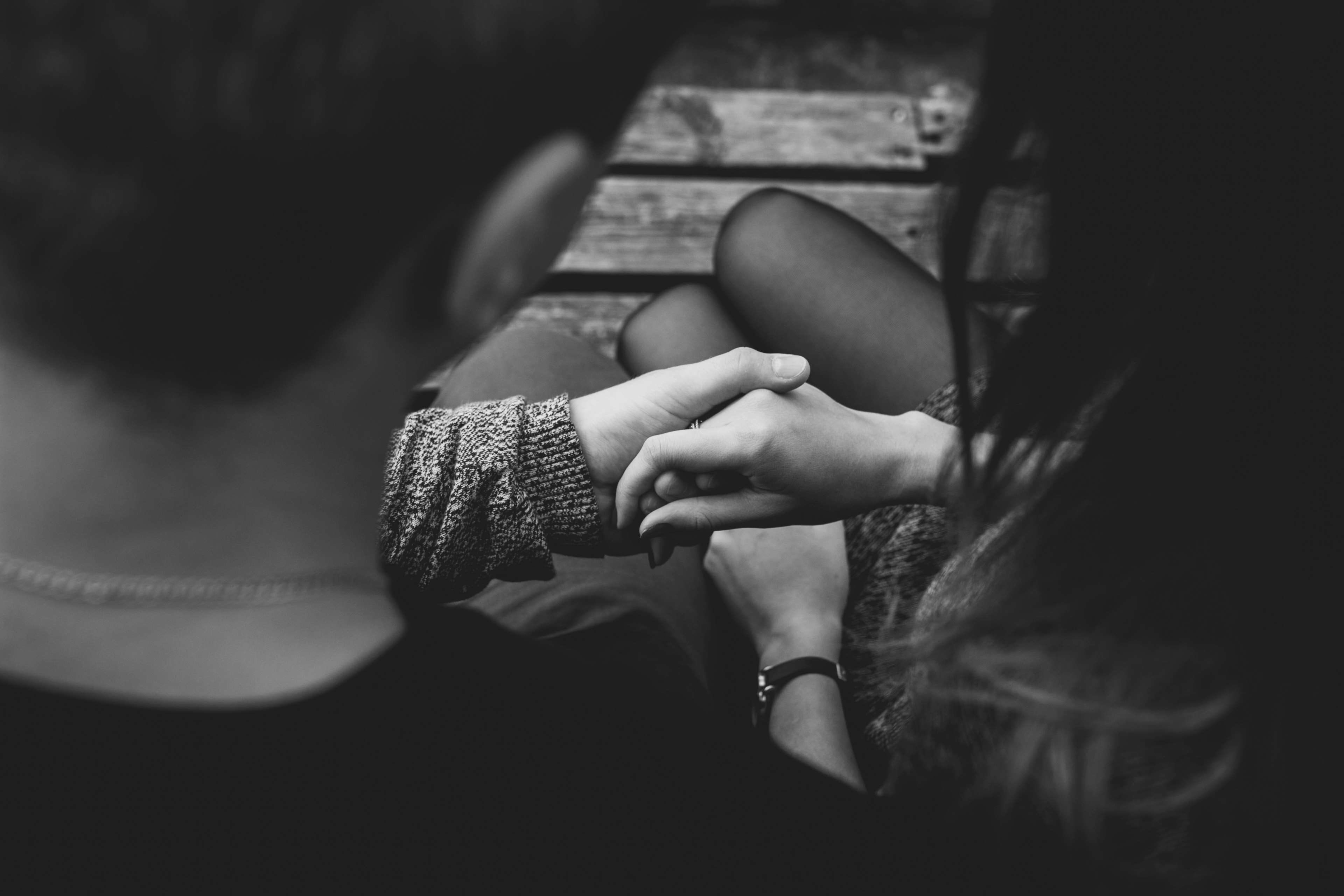 human hand, romance, hands, real people, handshake, monochrome, lifestyles, bonding, women, sit, togetherness, couple, black and white, finger, midsection, HD Wallpaper