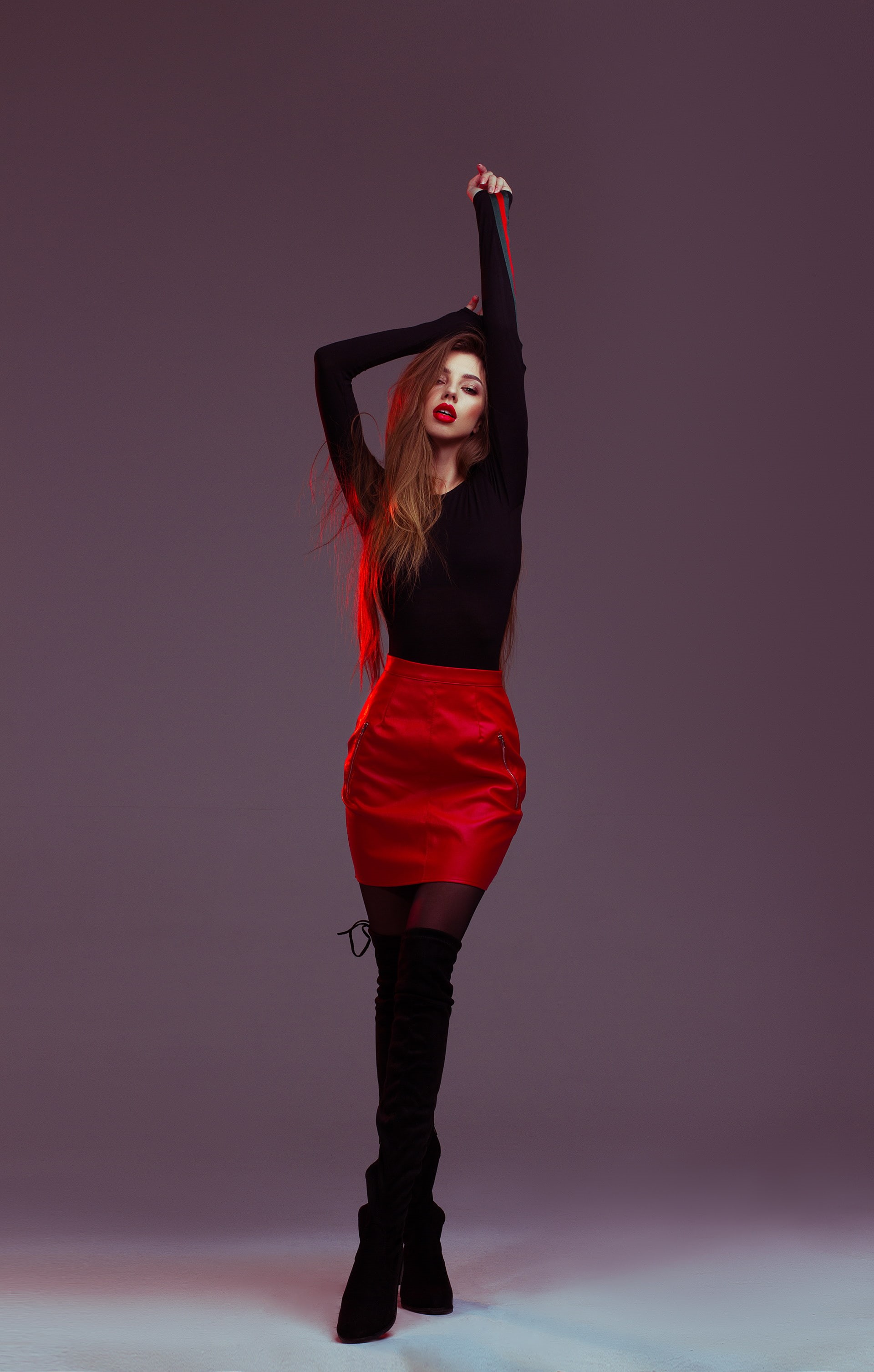 2K, long hair, full length, arms raised, human body part, red lipstick, red, portrait, limb, adult, model, indoors, beauty, young women, fashion, colored background, Phone HD Wallpaper