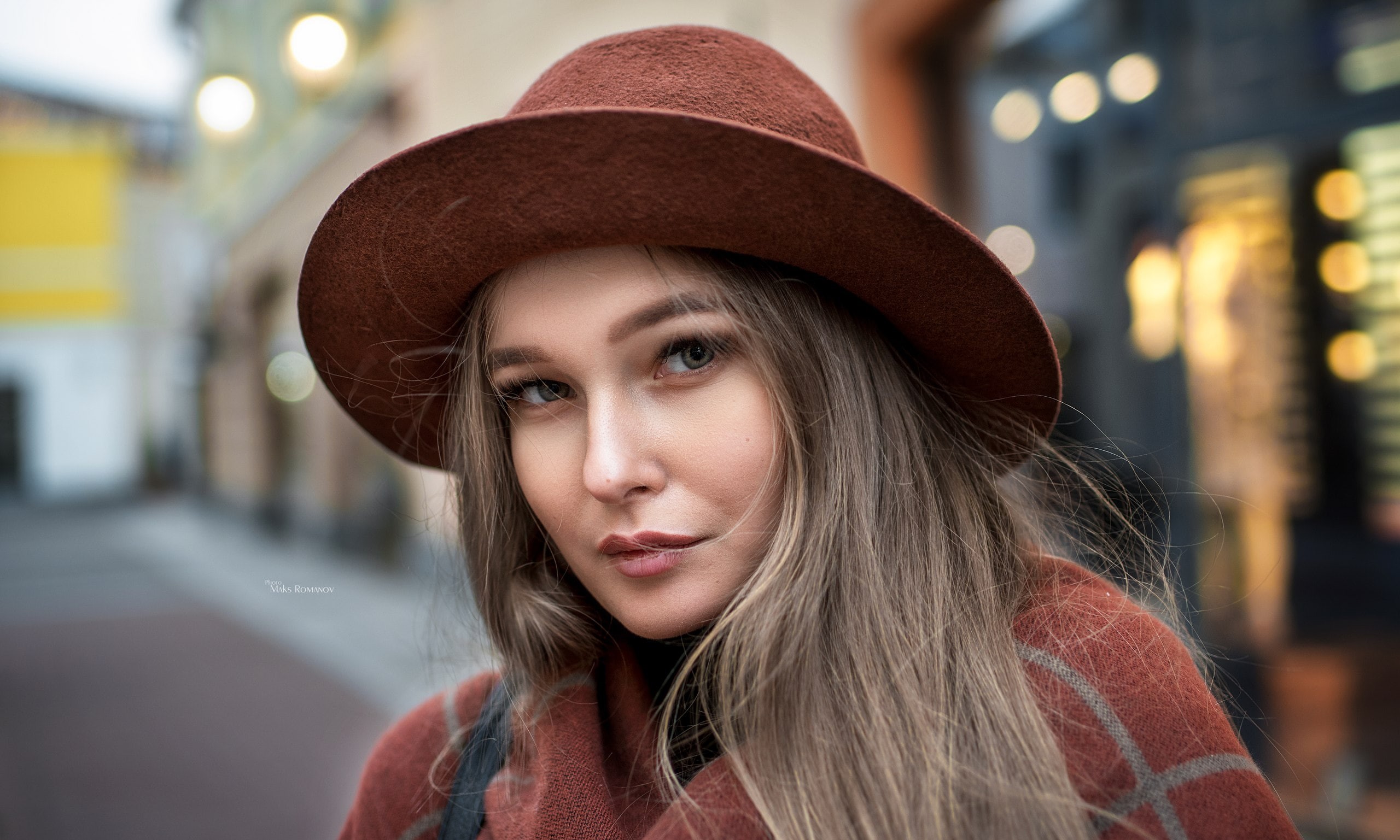 looking, depth of field, young adult, lifestyles, one person, hat, long hair, women, city, human face, beauty, portrait, young women, beautiful woman, leisure activity, HD Wallpaper