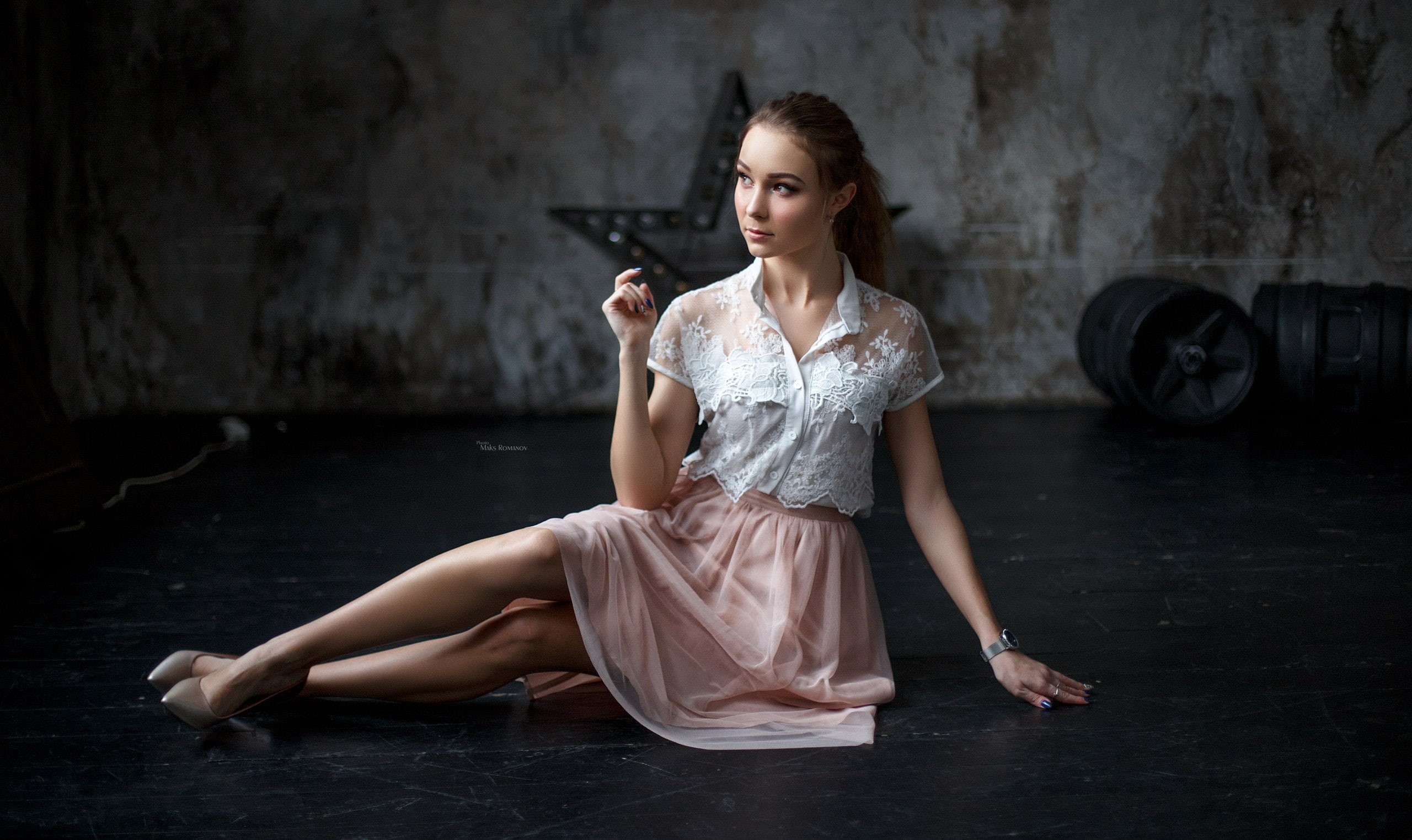 dress, beautiful people, looking away, young women, full length, ballet, painted nails, sitting, brunette, portrait, Maksim Romanov, on the floor, 2K, HD Wallpaper