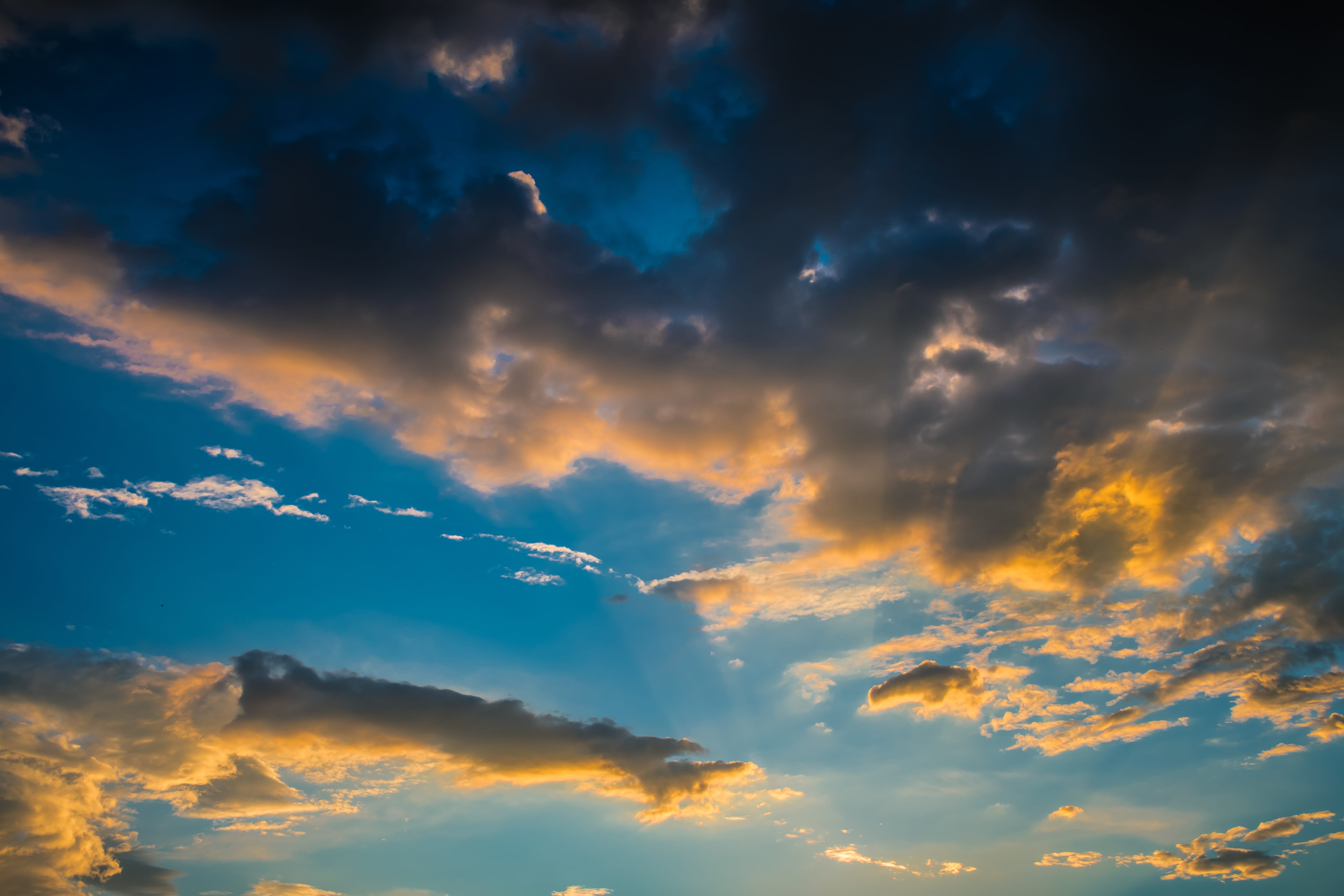 no people, blue, beauty in nature, sunset, 5K, tranquil scene, tranquility, meteorology, dramatic sky, clouds, sunlight, idyllic, dawn, scenic, daylight, HD Wallpaper