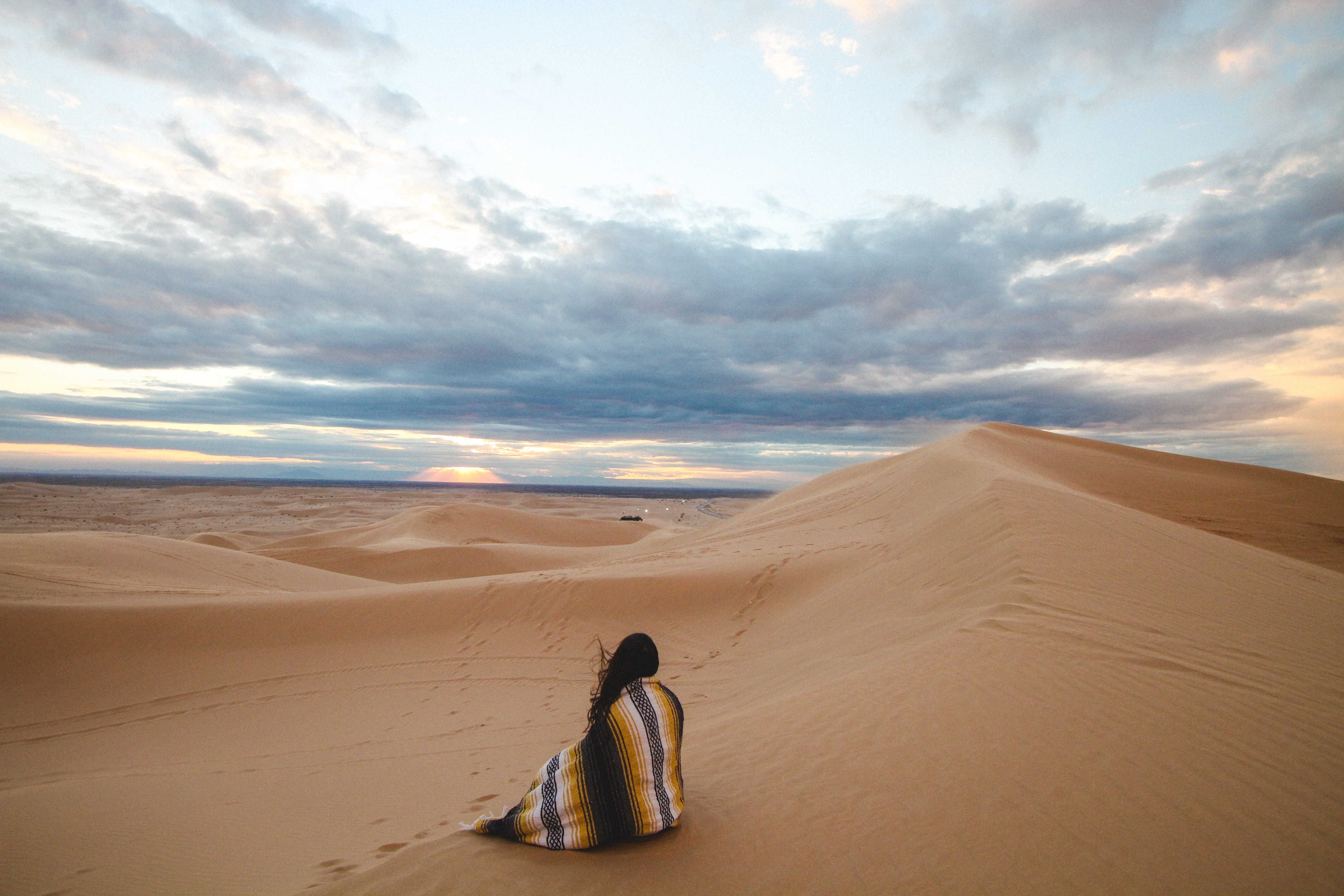 contemplation, covering, cloud - sky, outdoors, 5K, adventure, tranquility, footsteps, desert, nature, alone, sand, dessert, people, sand dune, woman, HD Wallpaper