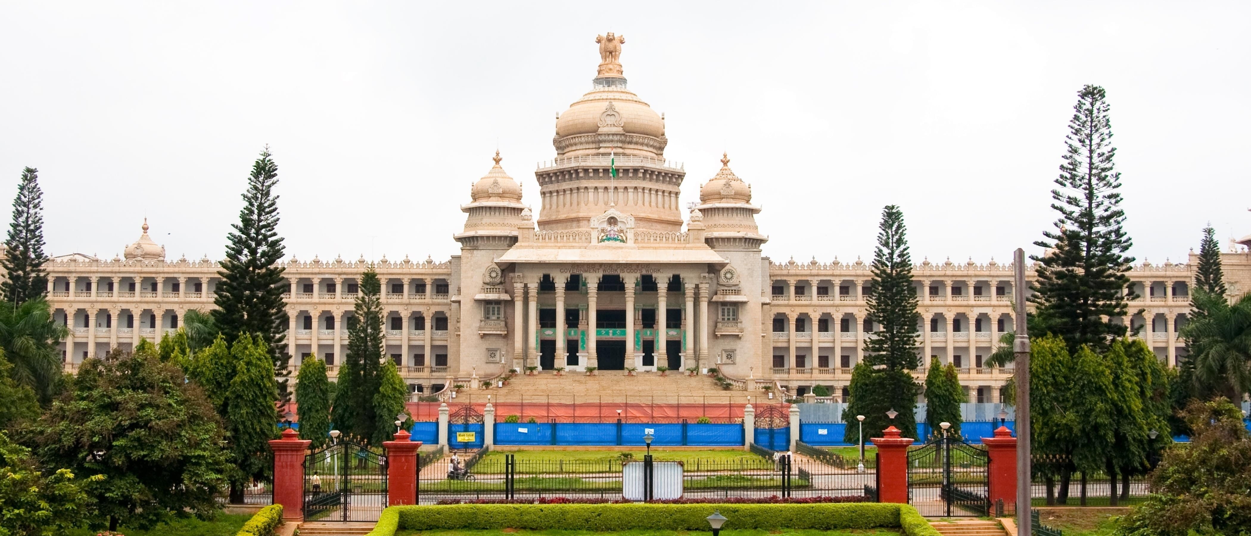 nature, sky, travel, concrete, white, clear sky, day, bangalore, luxury, Falaknuma, government, karnataka, history, travel destinations, plant, Palace, HD Wallpaper