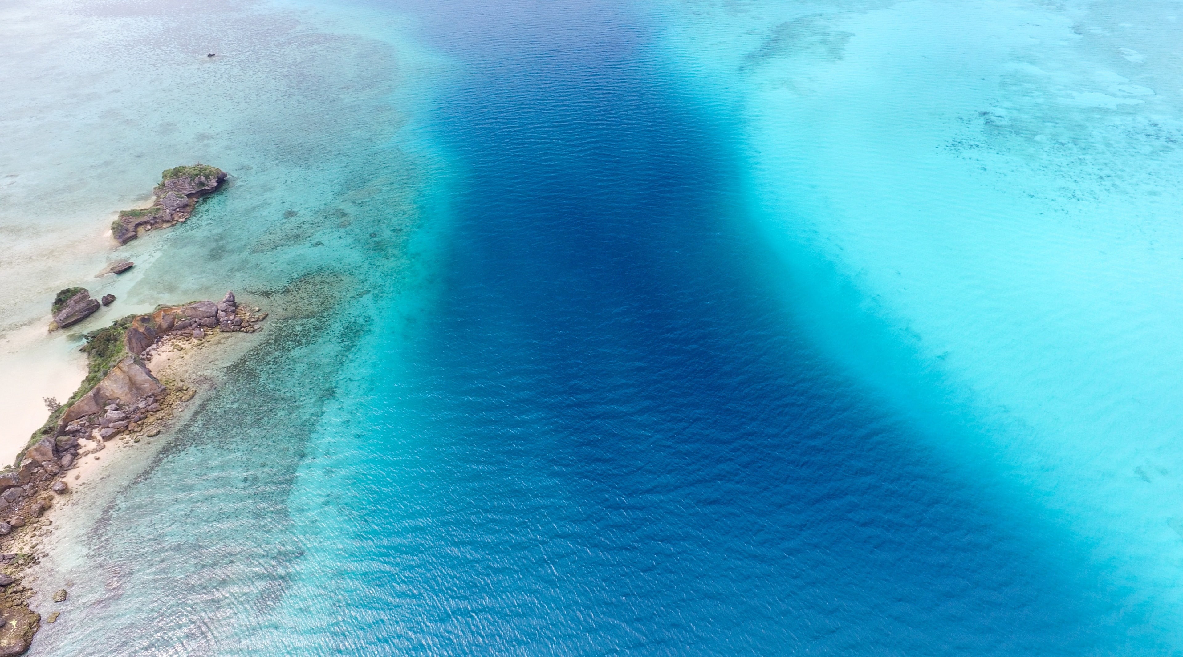 4K, Ocean, Earth, Asia, land, nago, unique, outdoors, Seaside, Paradise, high angle view, Beach, Cyan, Coral, beauty in nature, Summer, Blue, okinawa, HD Wallpaper