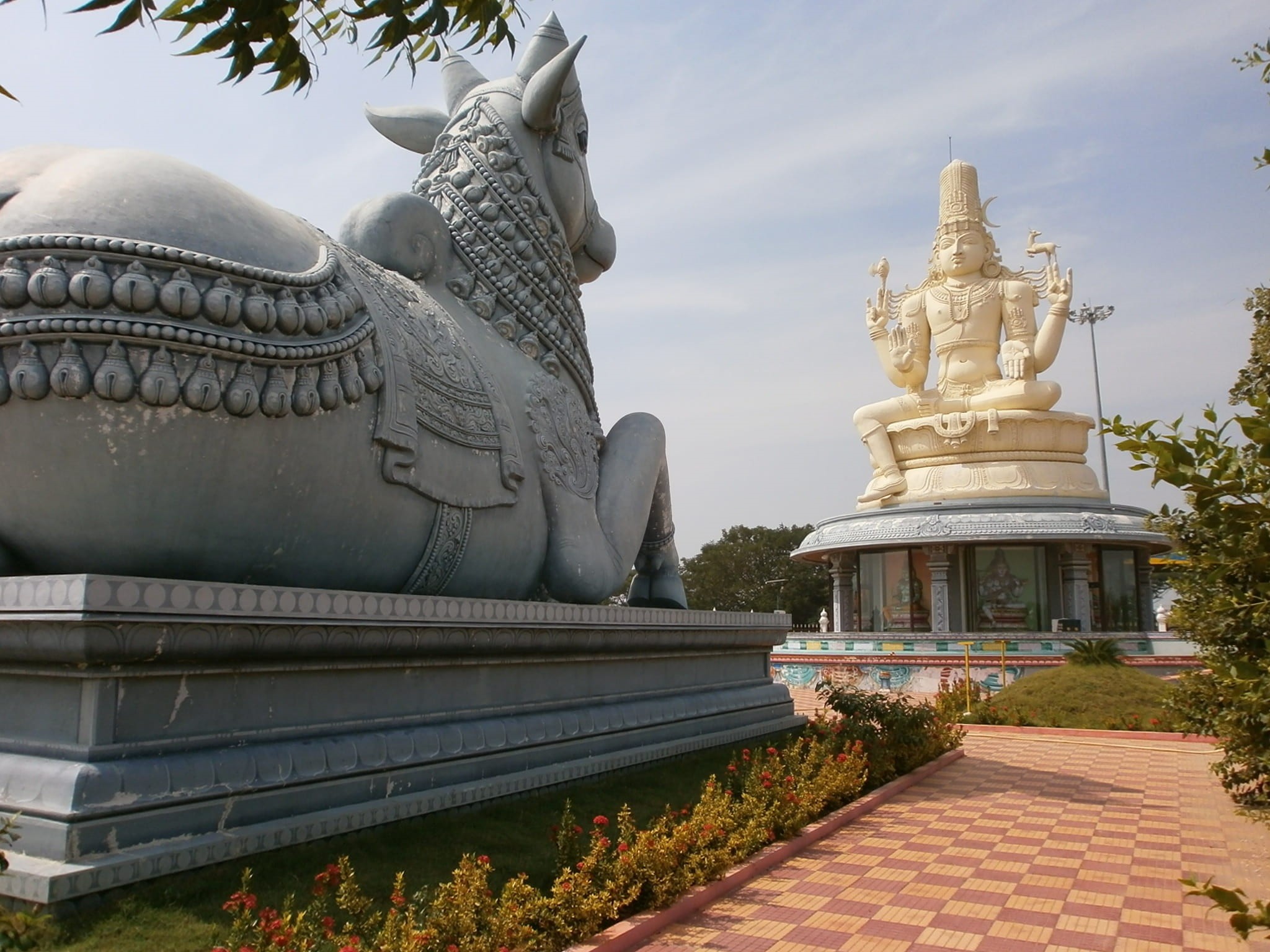 representation, ornate, sculpture, outdoors, indian god, cloud - sky, nandi, creativity, building, built structure, architecture, travel destinations, craft, HD Wallpaper