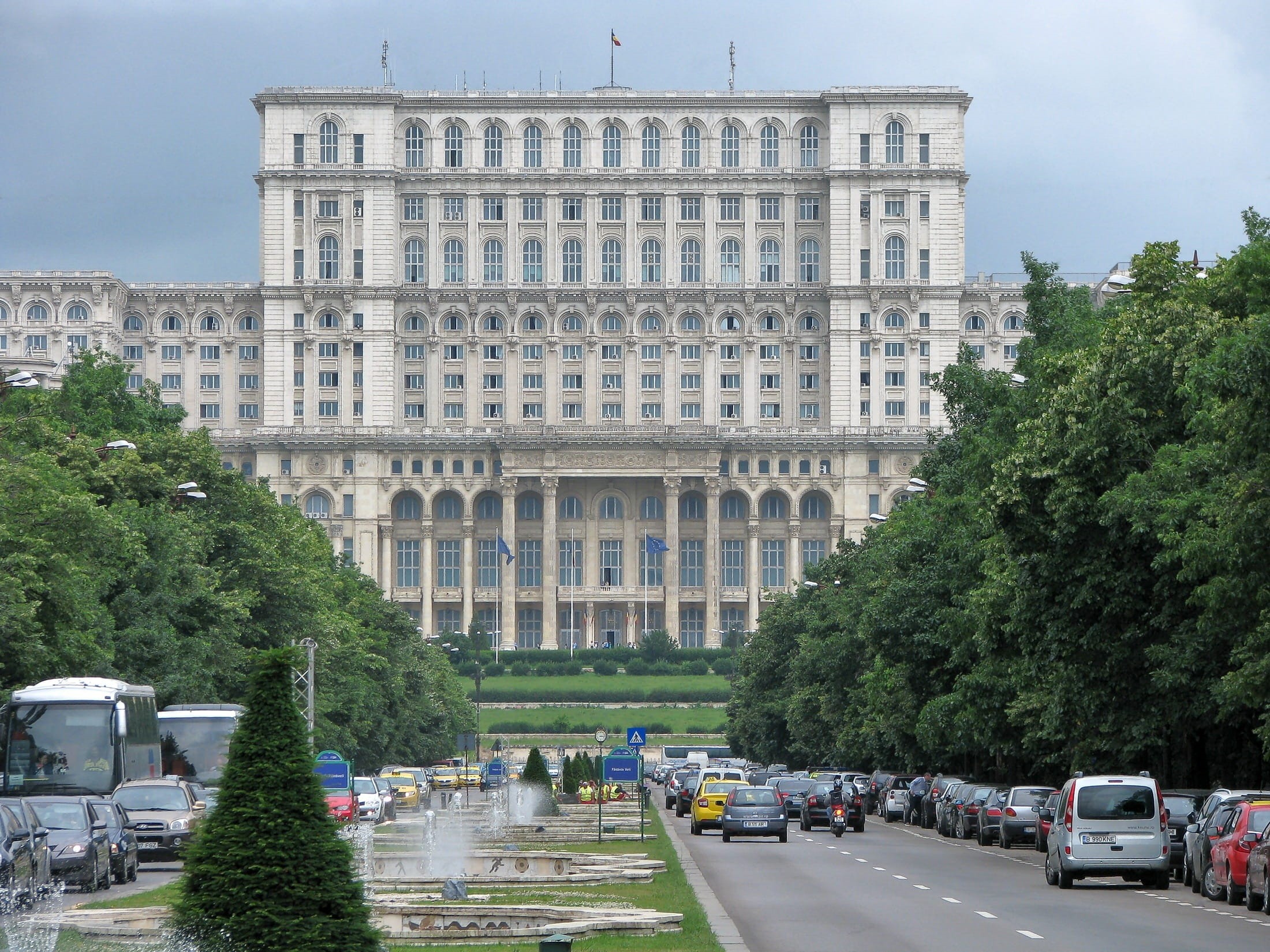 street, nature, world record construction, travel, parliament, built structure, Palace Of Parliament, incidental people, big building, car, construction, HD Wallpaper
