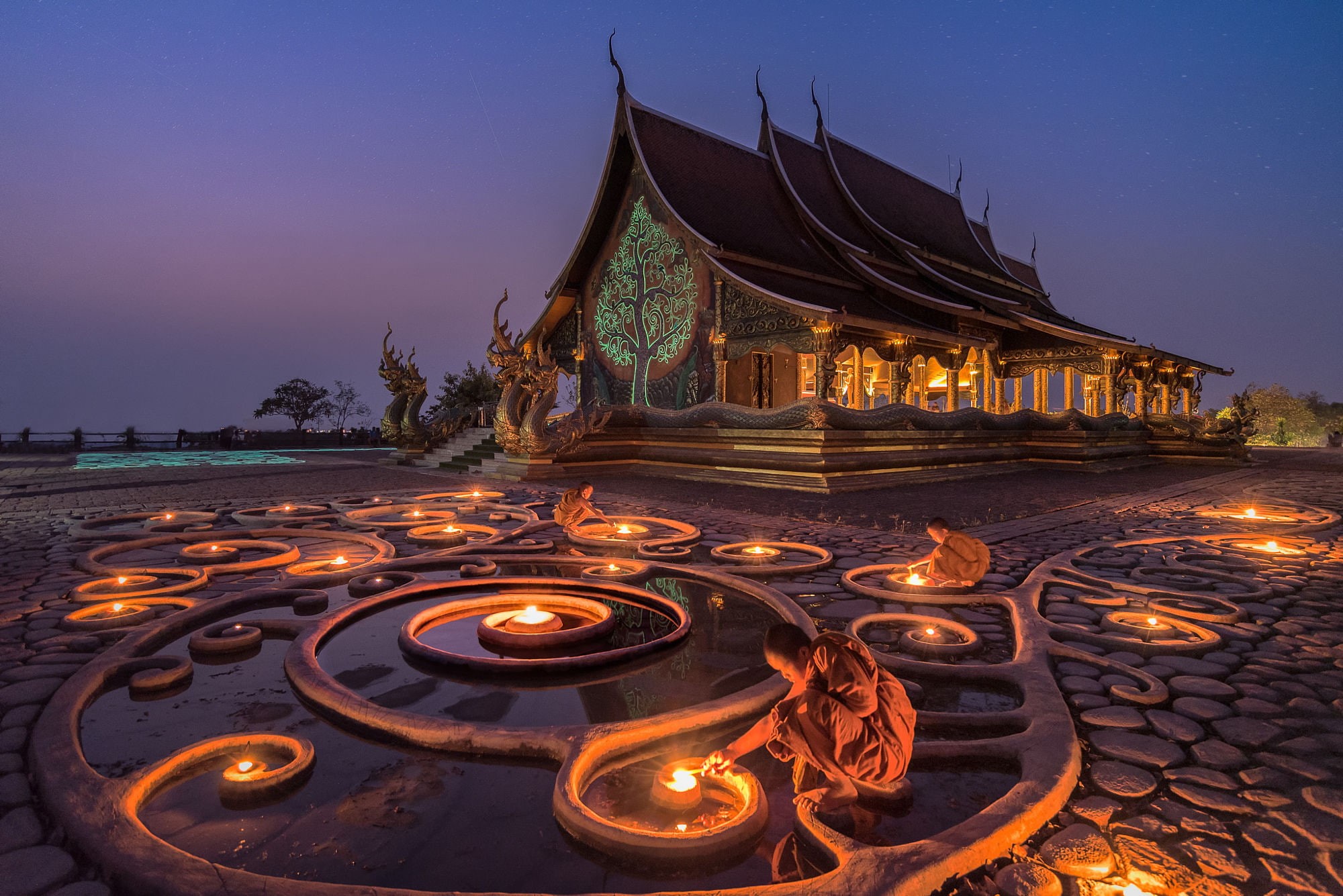 belief, 1080P, travel destinations, spirituality, place of worship, sky, illuminated, religion, flame, built structure, building exterior, architecture, HD Wallpaper