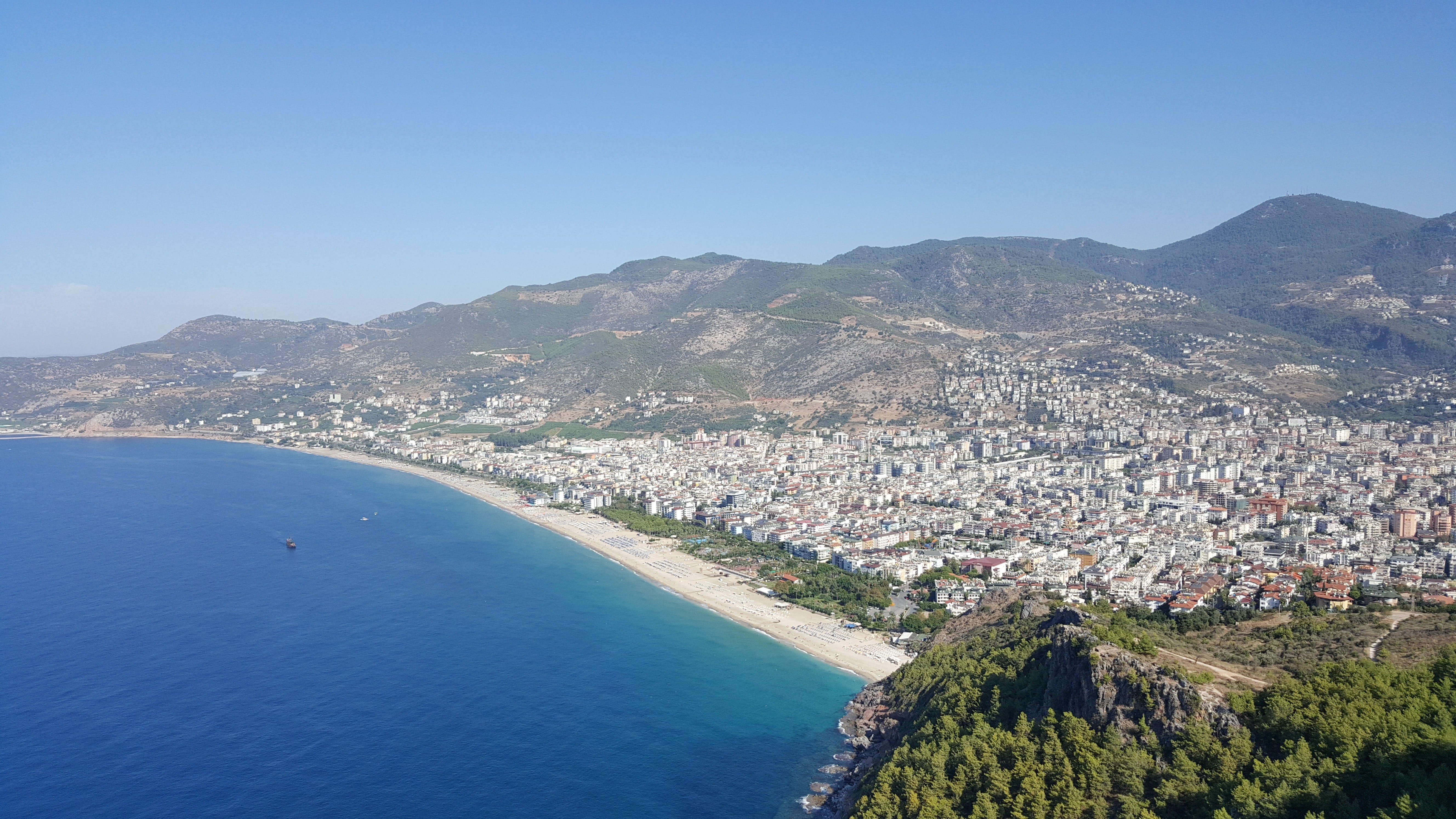 beach, alanya, aerial view, travel, turkish riviera, cityscape, building exterior, coastline, tree, city, built structure, residential district, turkey, HD Wallpaper