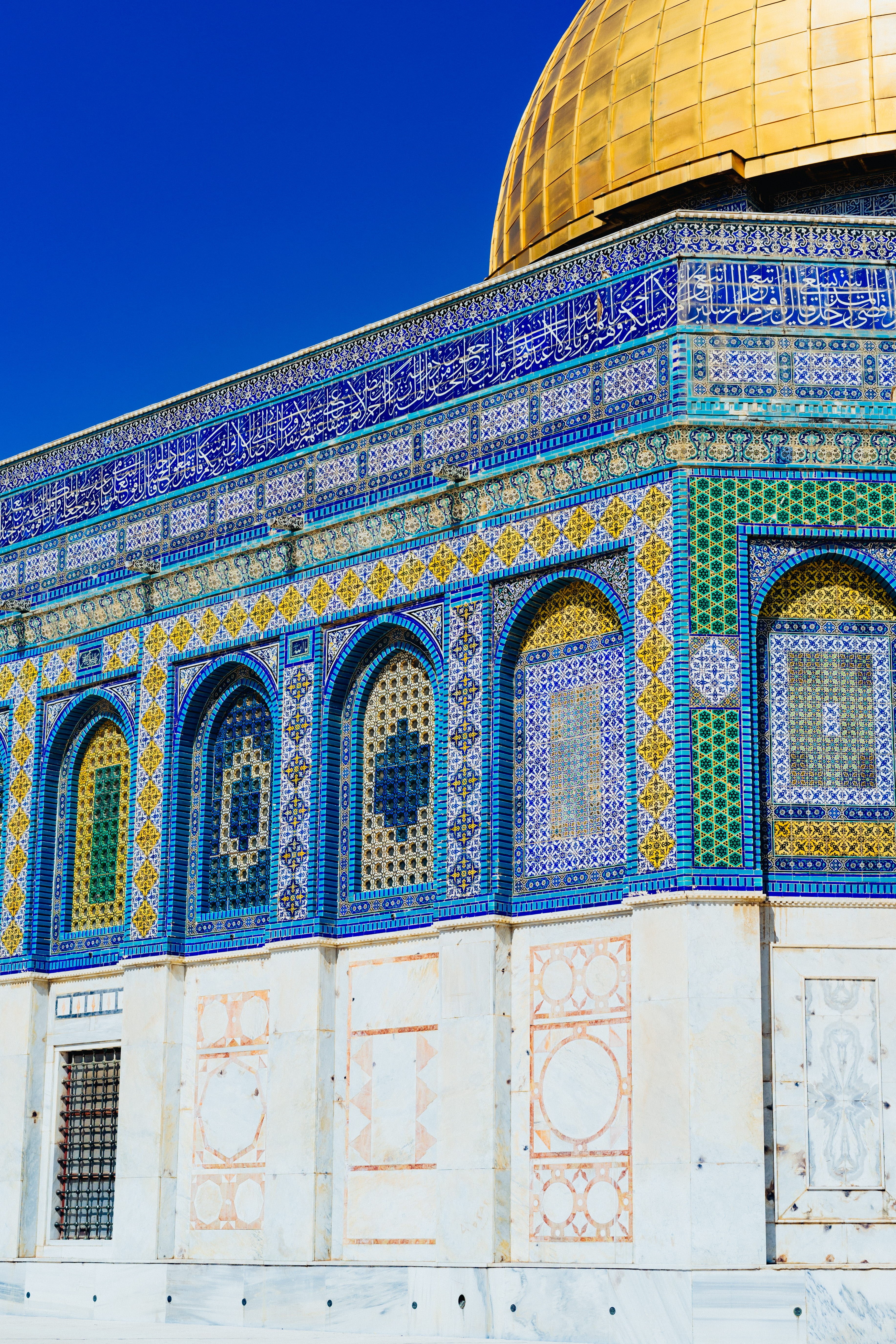 outdoors, landscape, photo, place of worship, window, floral pattern, wall, mosque, pattern, spirituality, religion, dome of the rock, historic, rock, old, Phone HD Wallpaper