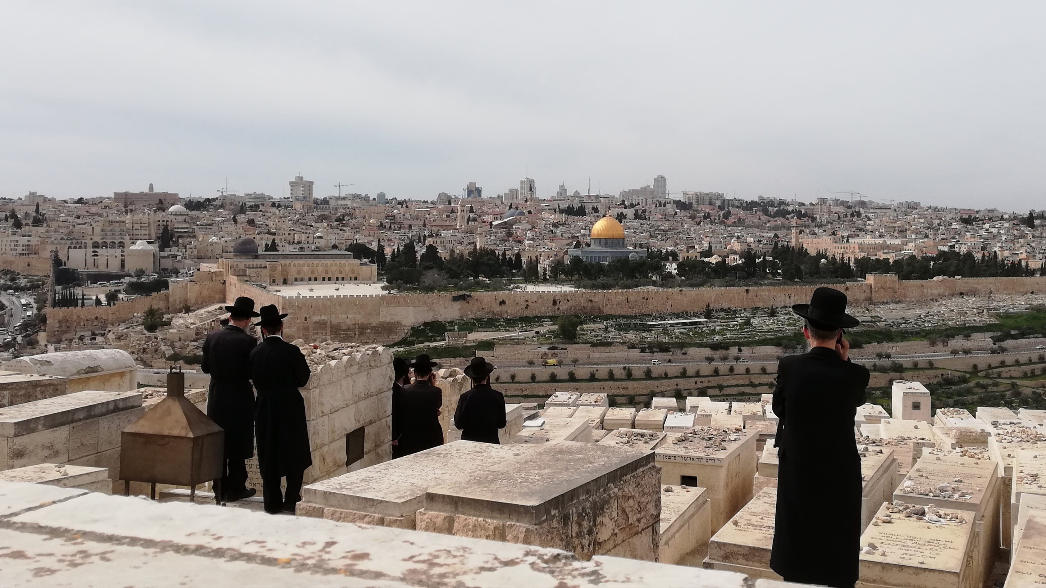 adult, the past, lifestyles, jews, leisure activity, history, tourism, architecture, outdoors, building, judaism, 2K, standing, sky, jerusalem, people, HD Wallpaper