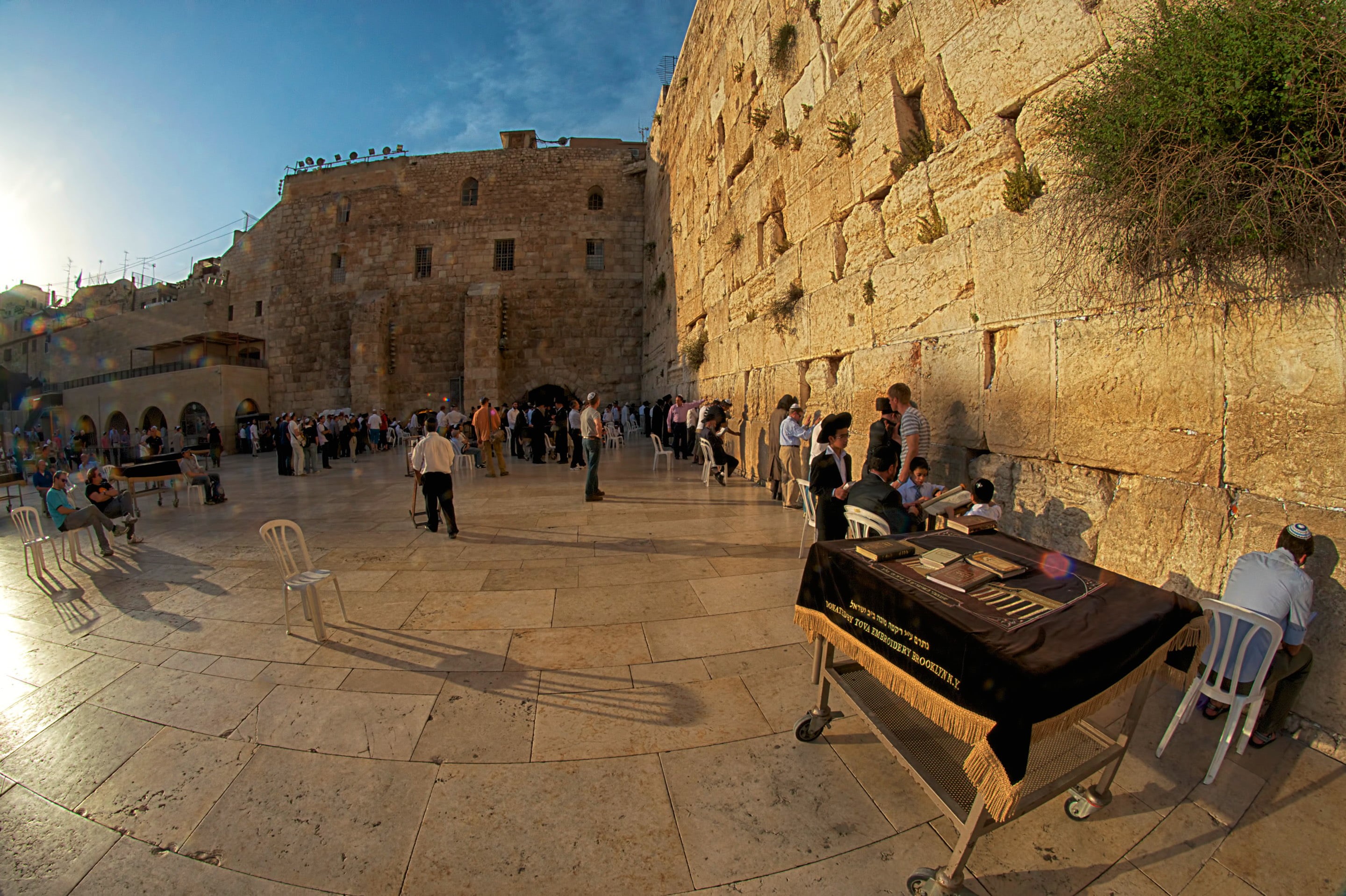 ancient civilization, built structure, leisure activity, travel destinations, 2K, brown, the past, crowd, women, tourist, visit, group of people, architecture, HD Wallpaper