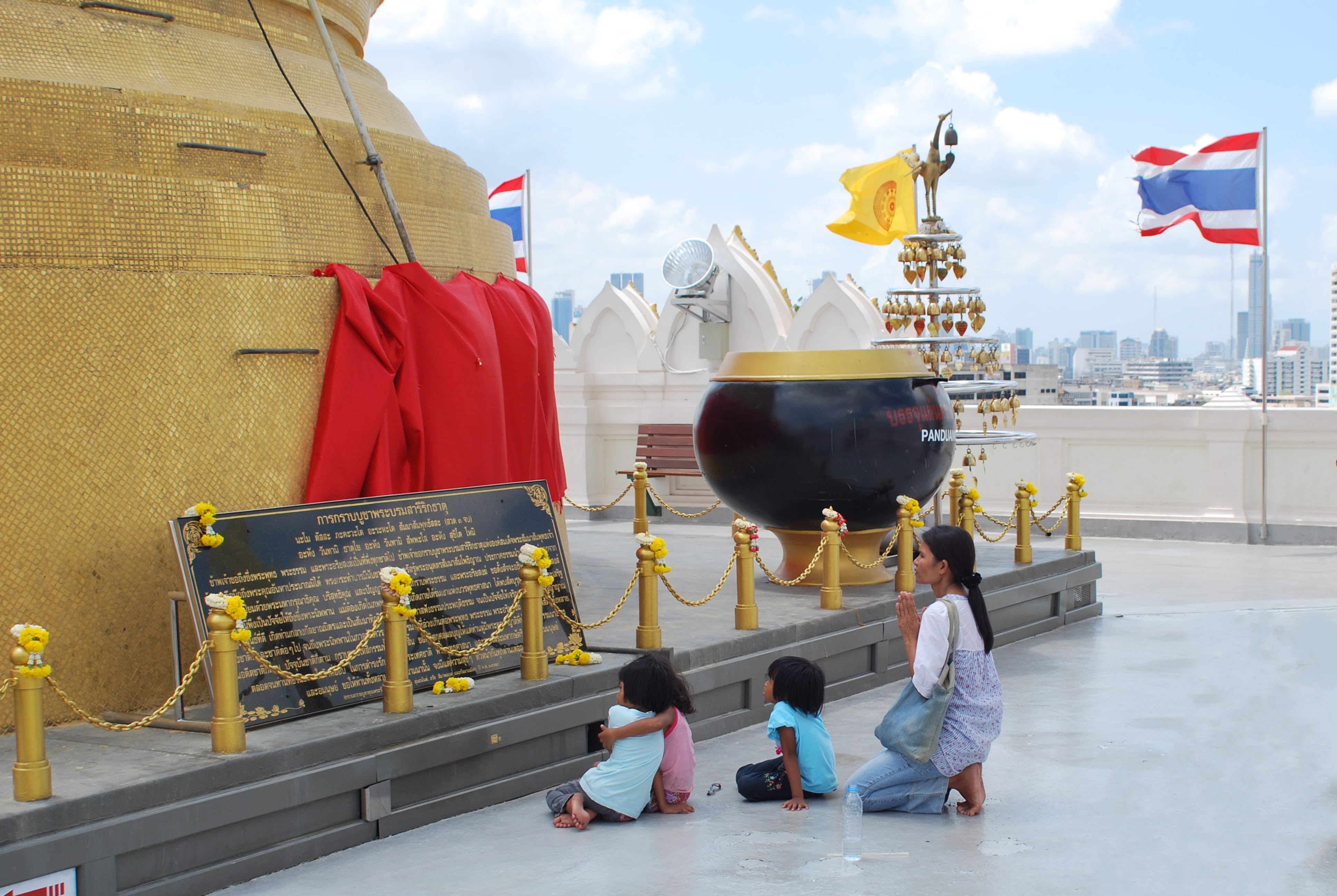 skyline, built structure, thai flag, children, females, thailand, stupa, women, 4K, people, lifestyles, casual clothing, adult, buddhist flag, patriotism, HD Wallpaper