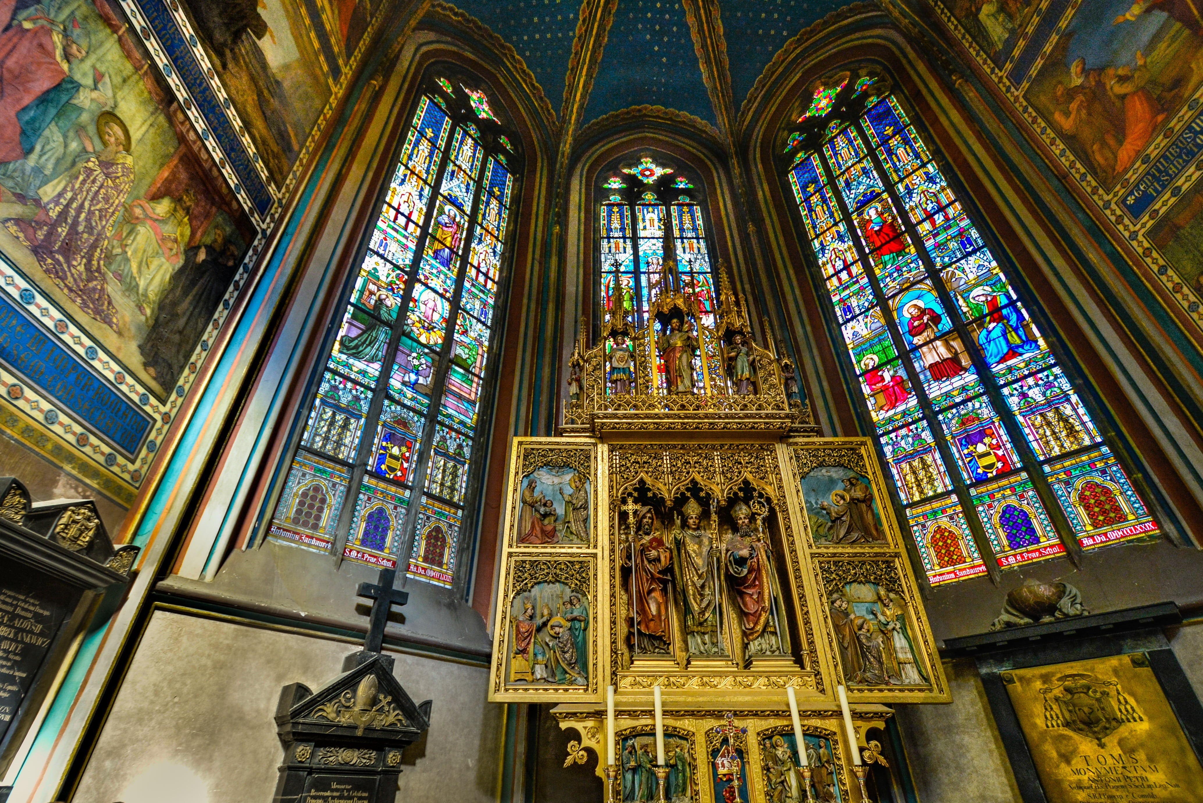 czech, built structure, vitus, glass, low angle view, castle, travel destinations, church, sacred, st vitus, mural, indoors, medieval, no people, europe, HD Wallpaper