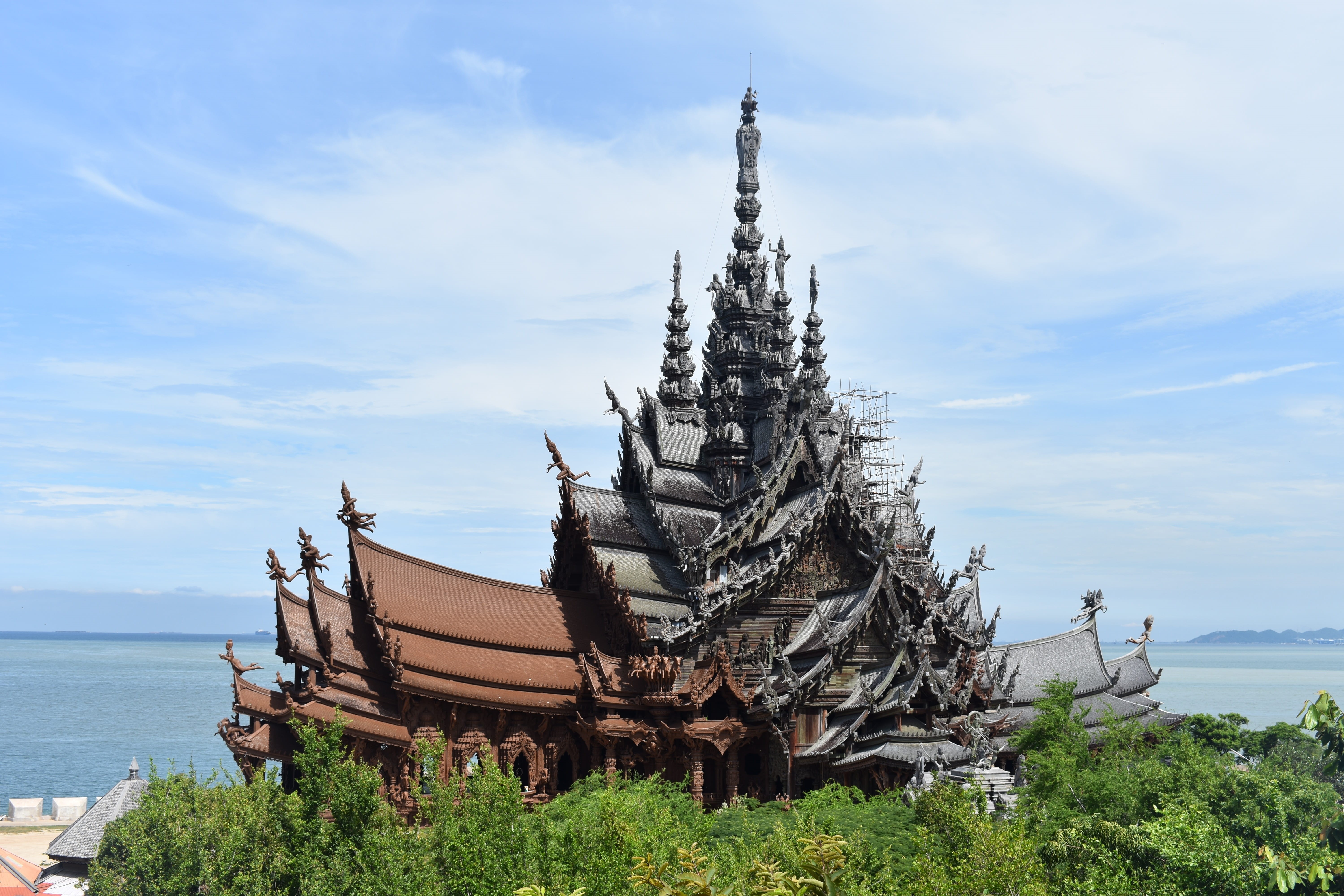 day, religion, nature, spirituality, sea, belief, building, travel, tree, built structure, asia, travel destinations, architecture, 5K, sky, pattaya, temple, HD Wallpaper