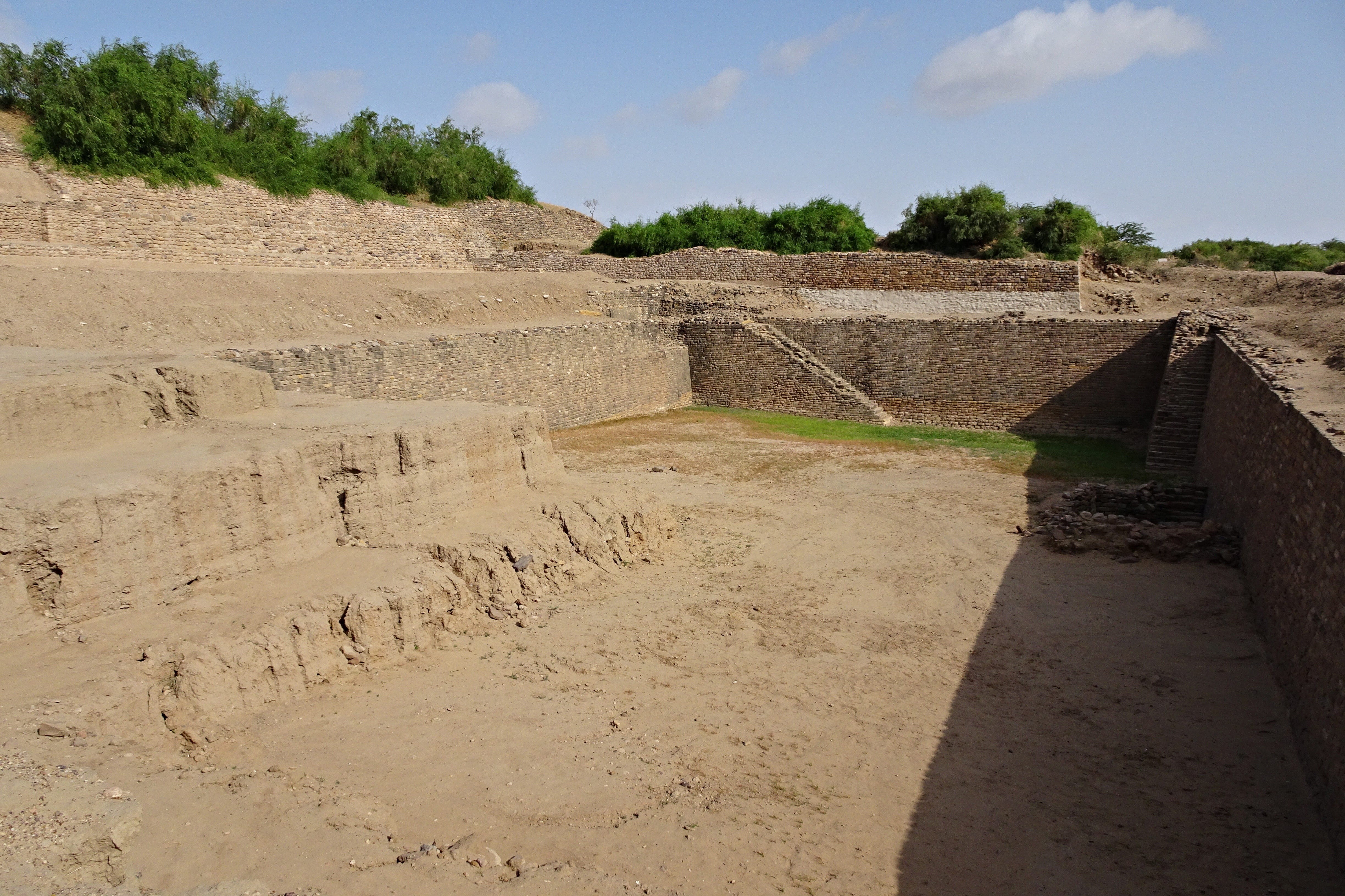 land, water, 4K, excavation, sky, dirt, day, architecture, indus valley civilization, archaeological site, harappan site, ancient, cloud - sky, tranquil scene, HD Wallpaper