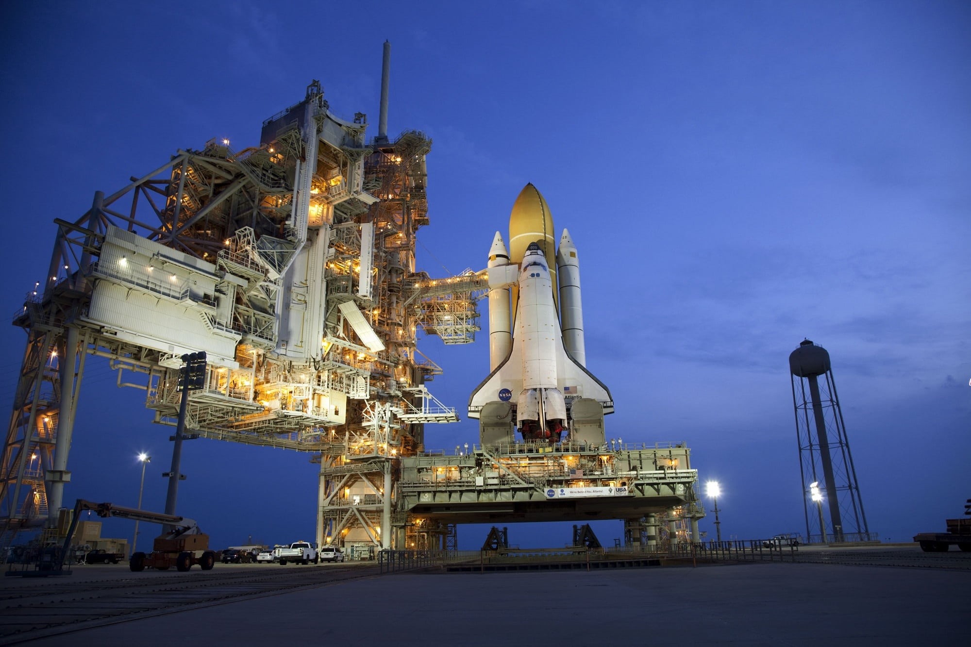 low angle view, water, astronaut, atlantis space shuttle, built structure, lighting equipment, white, rocket, travel, tower, refinery, gasoline, illuminated, HD Wallpaper