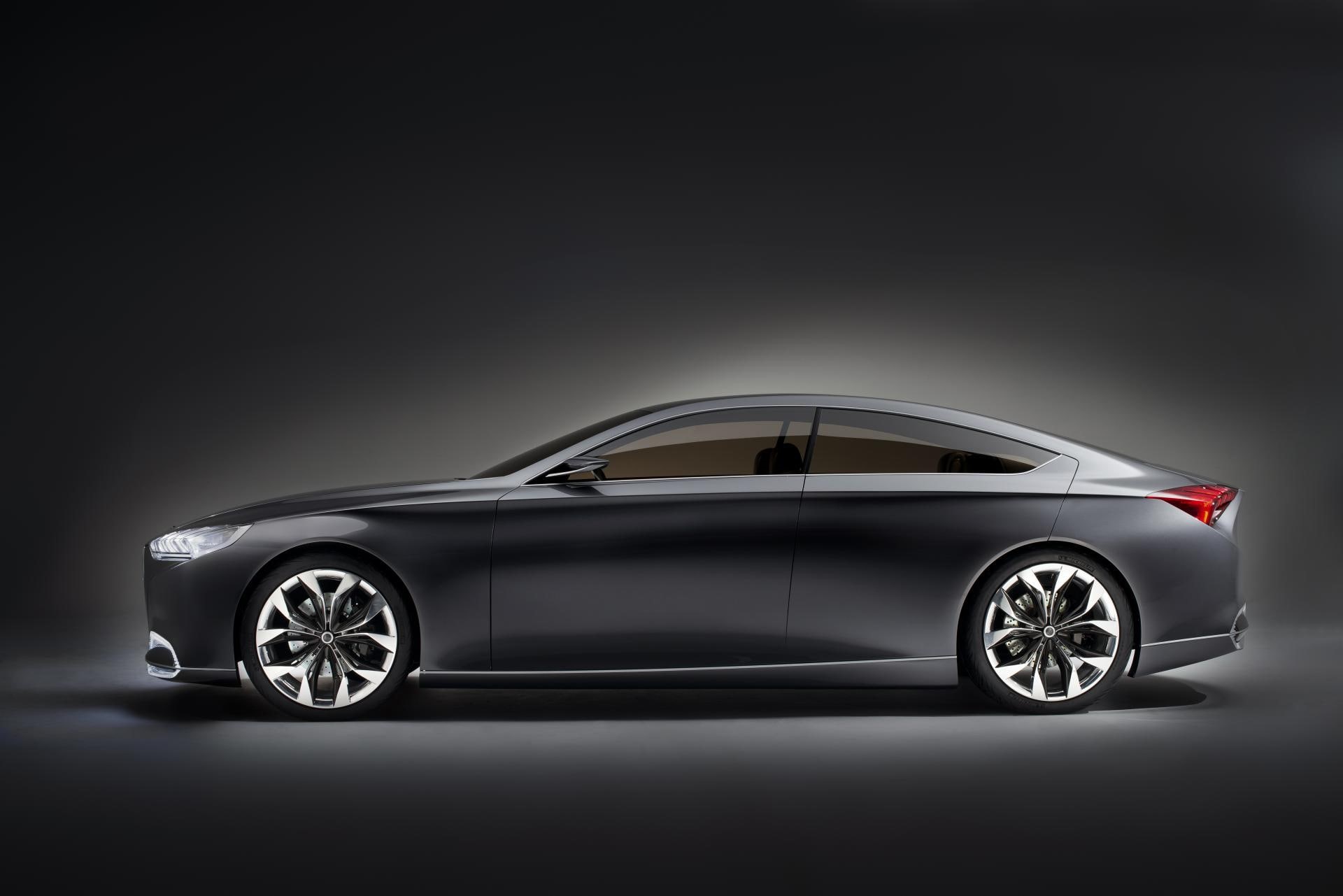wealth, clean, studio shot, hyundai, speed, luxury, hcd, chrome, copy space, mode of transportation, wheel, no people, land vehicle, modern, racecar, black background, HD Wallpaper