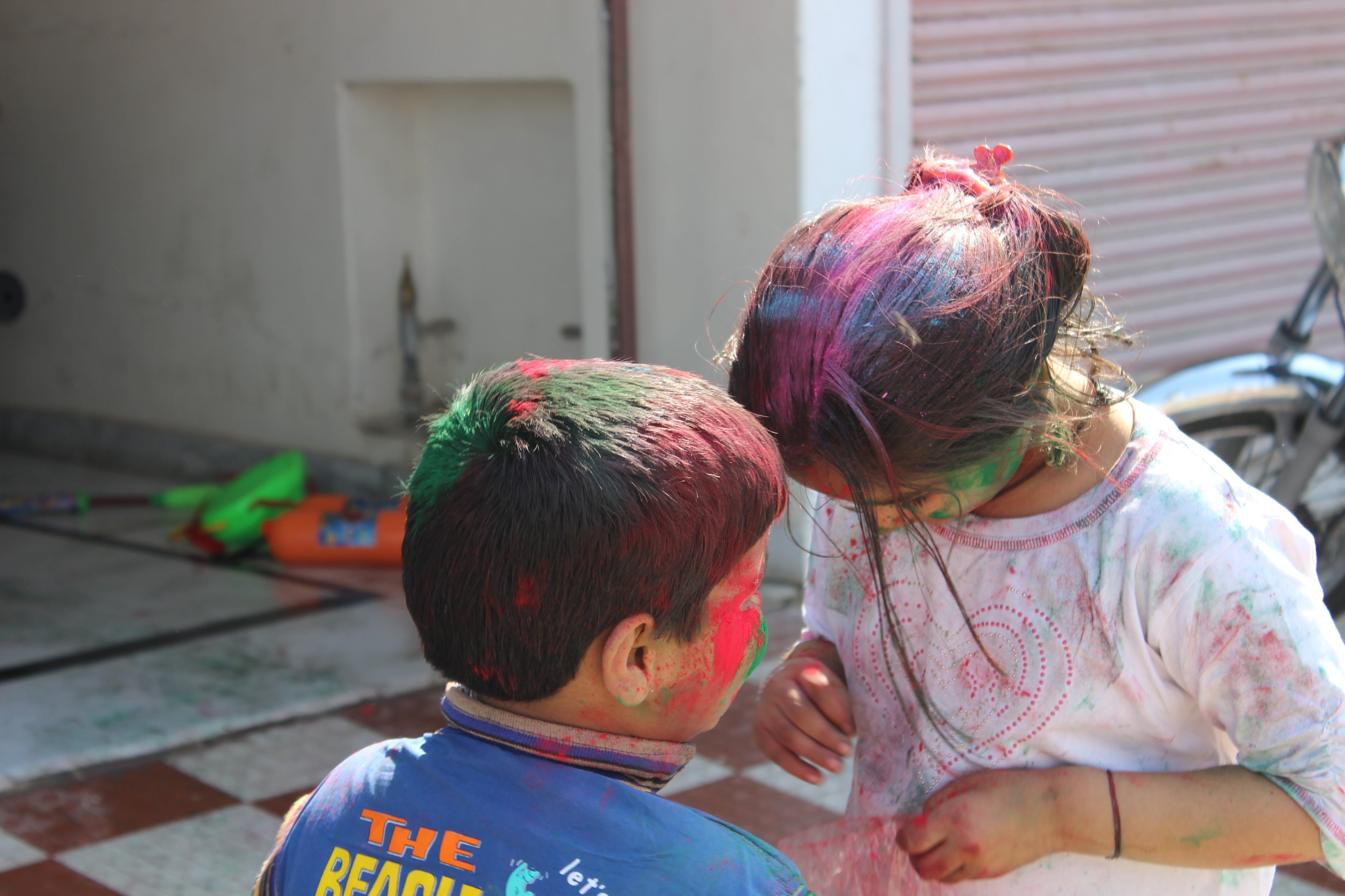 smile, real people, holi, females, women, happy, males, hairstyle, family, headshot, boys, 5K, bonding, day, innocence, rear view, focus on foreground, HD Wallpaper