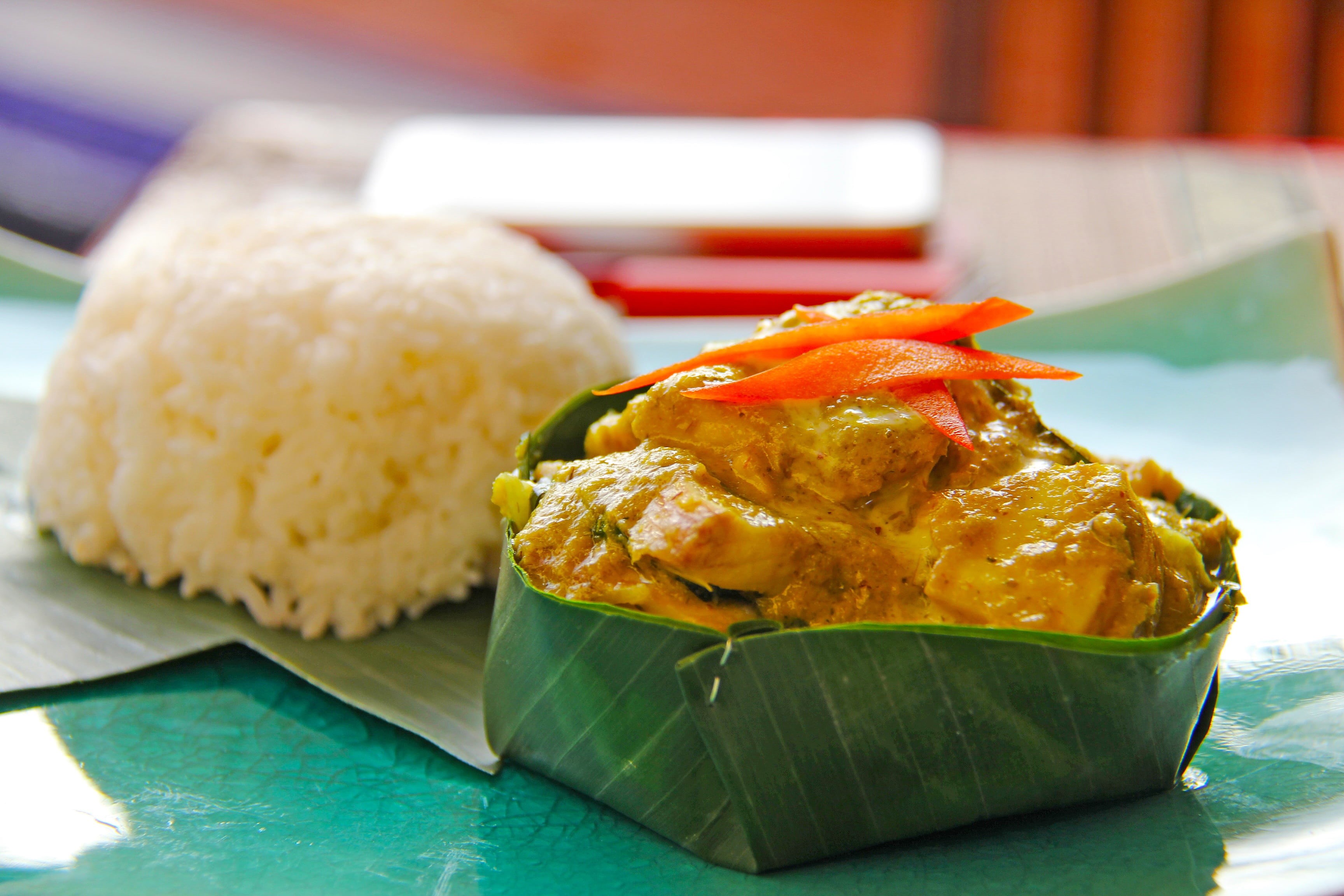 healthy eating, wellbeing, leaf, delicious, close-up, asia, inside, lunch, freshness, chicken meat, fish, yummy, chicken, indian food, no people, ready-to-eat, HD Wallpaper