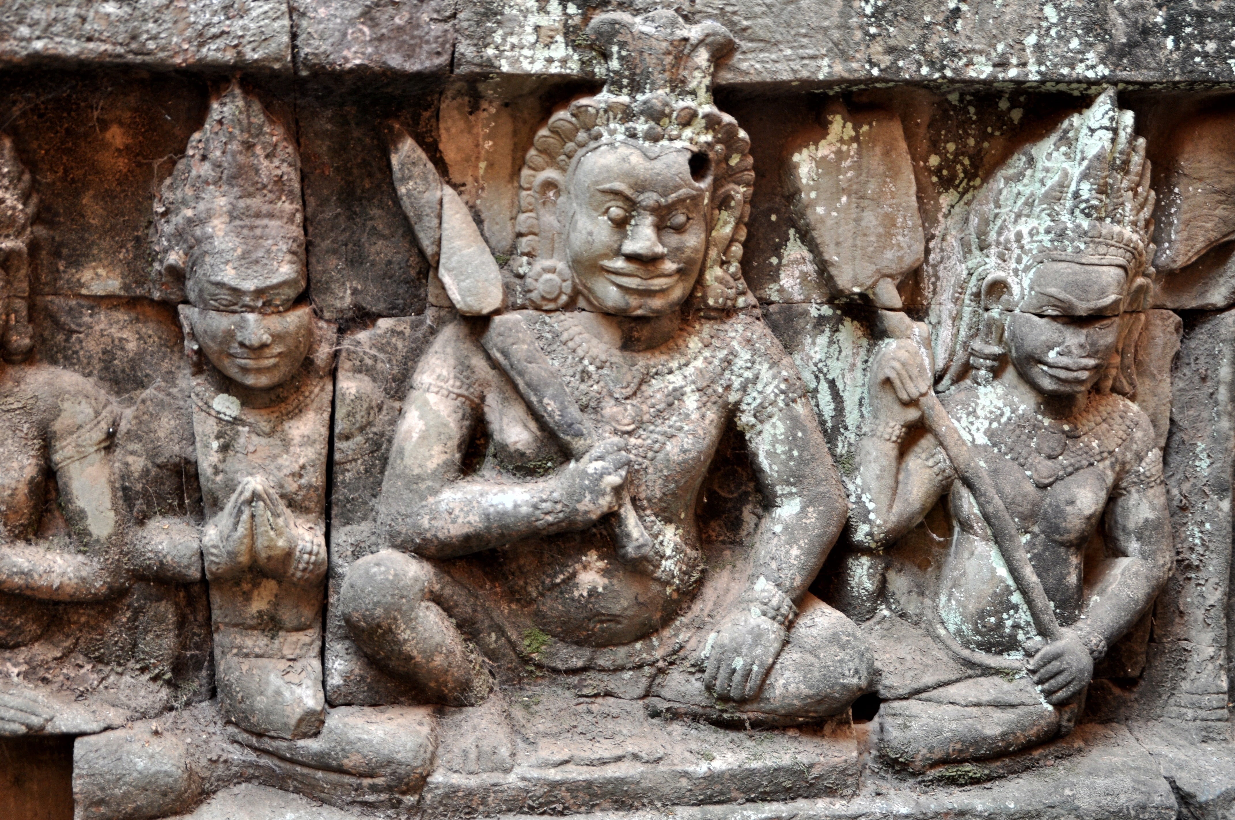 ancient, historically, bas relief, cambodia, buddhism, no people, angkor, ancient civilization, hinduism, unesco world heritage, temple complex, craft, HD Wallpaper