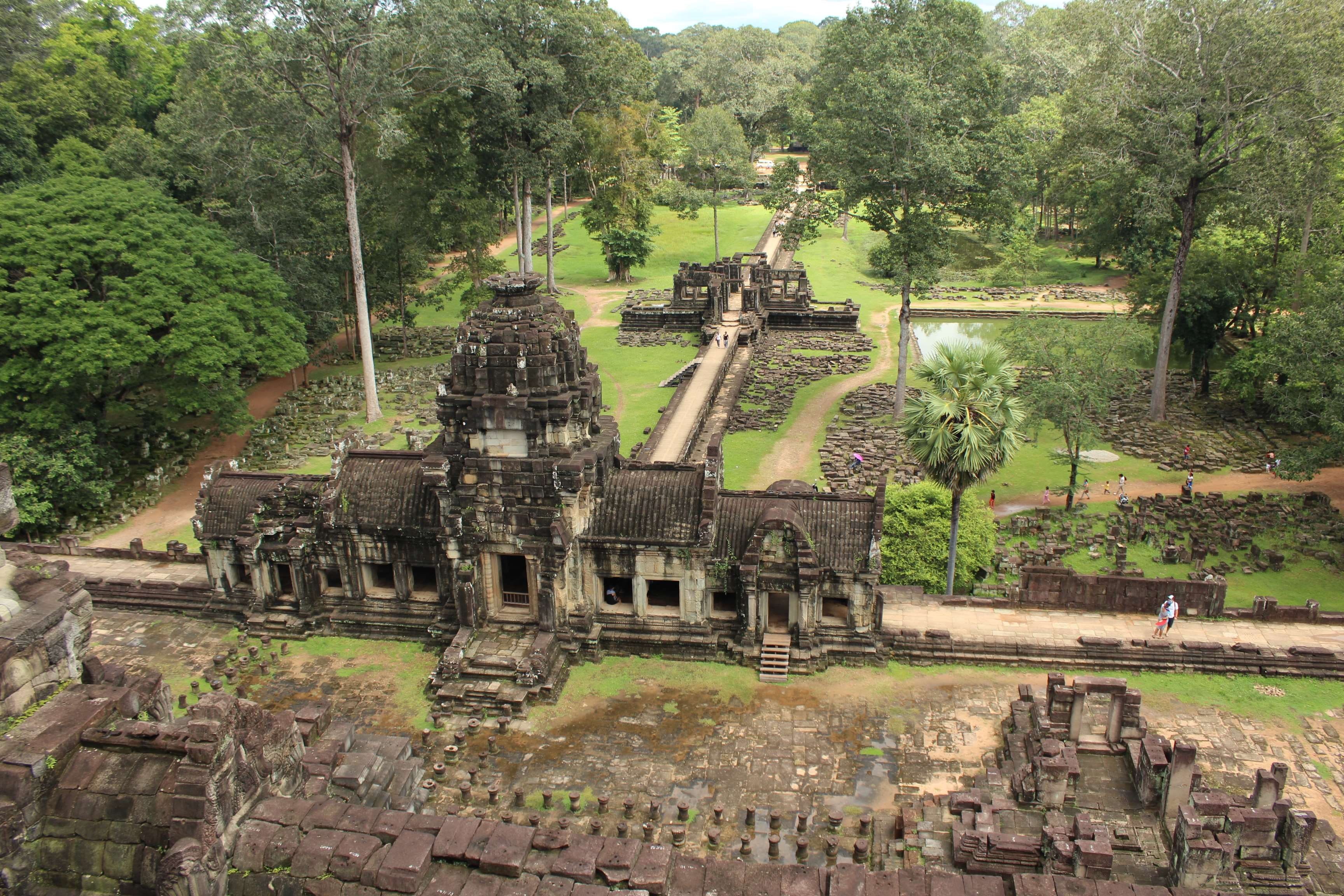 travelling, history, travel, outdoors, angor thom, old, tree, travel destinations, built structure, old ruin, siem riep, temple, plant, place of worship, HD Wallpaper